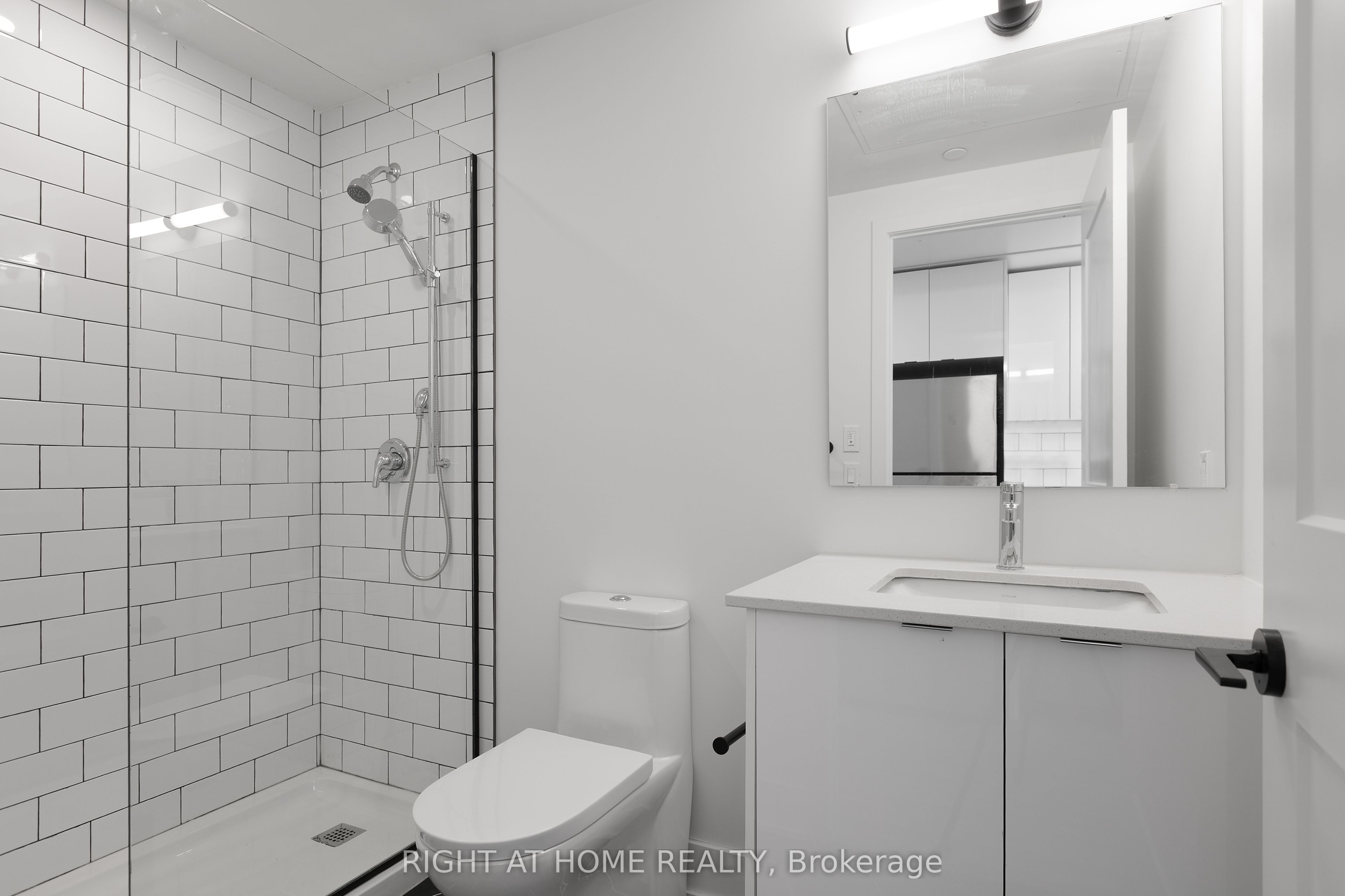 377 Winona Avenue 502 Property Photo 14
