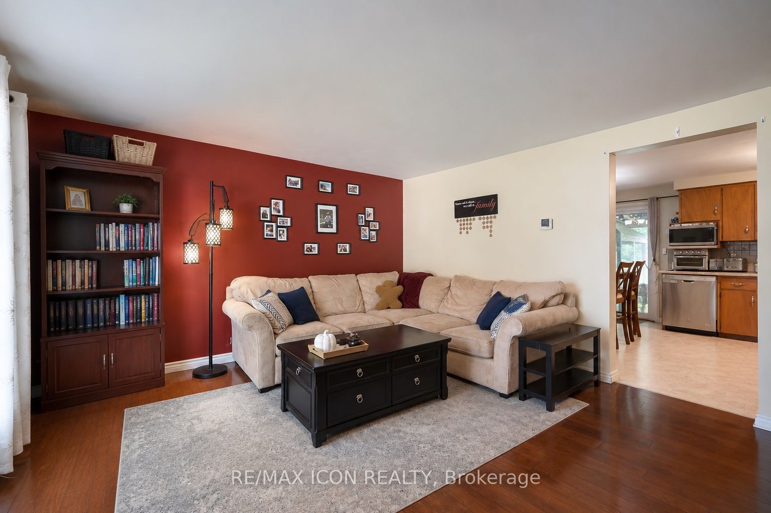 165 Selkirk Drive Property Photo 7