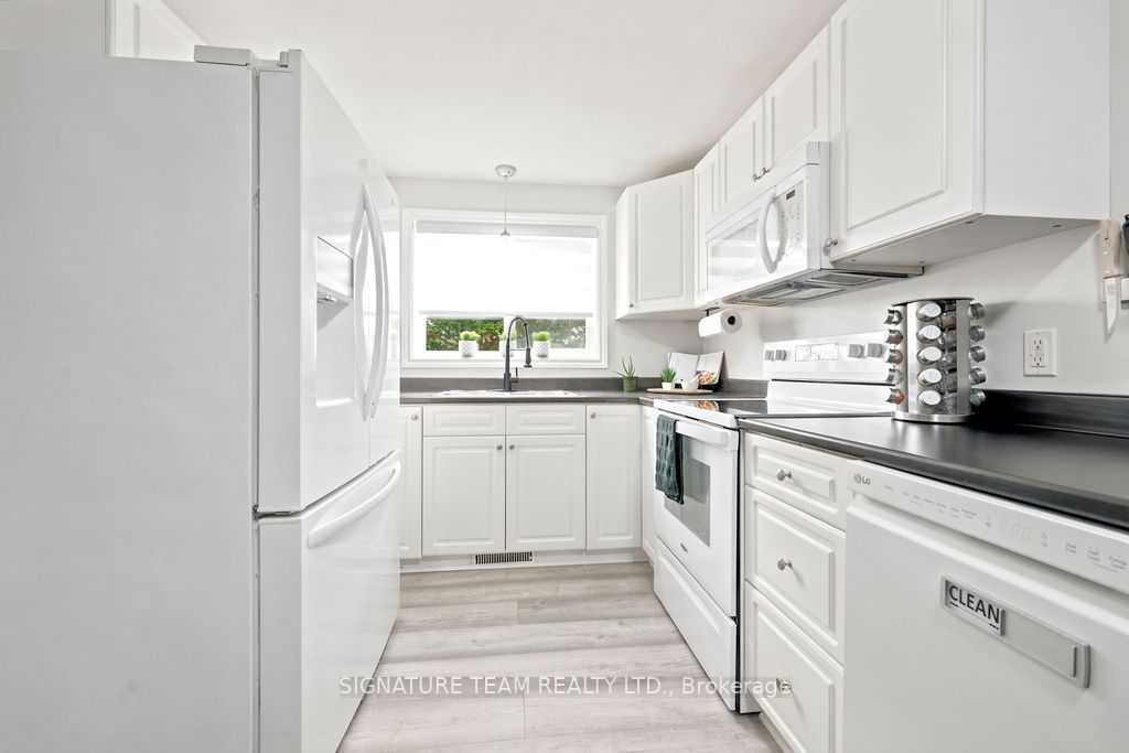 260 Fraser Street Property Photo 24