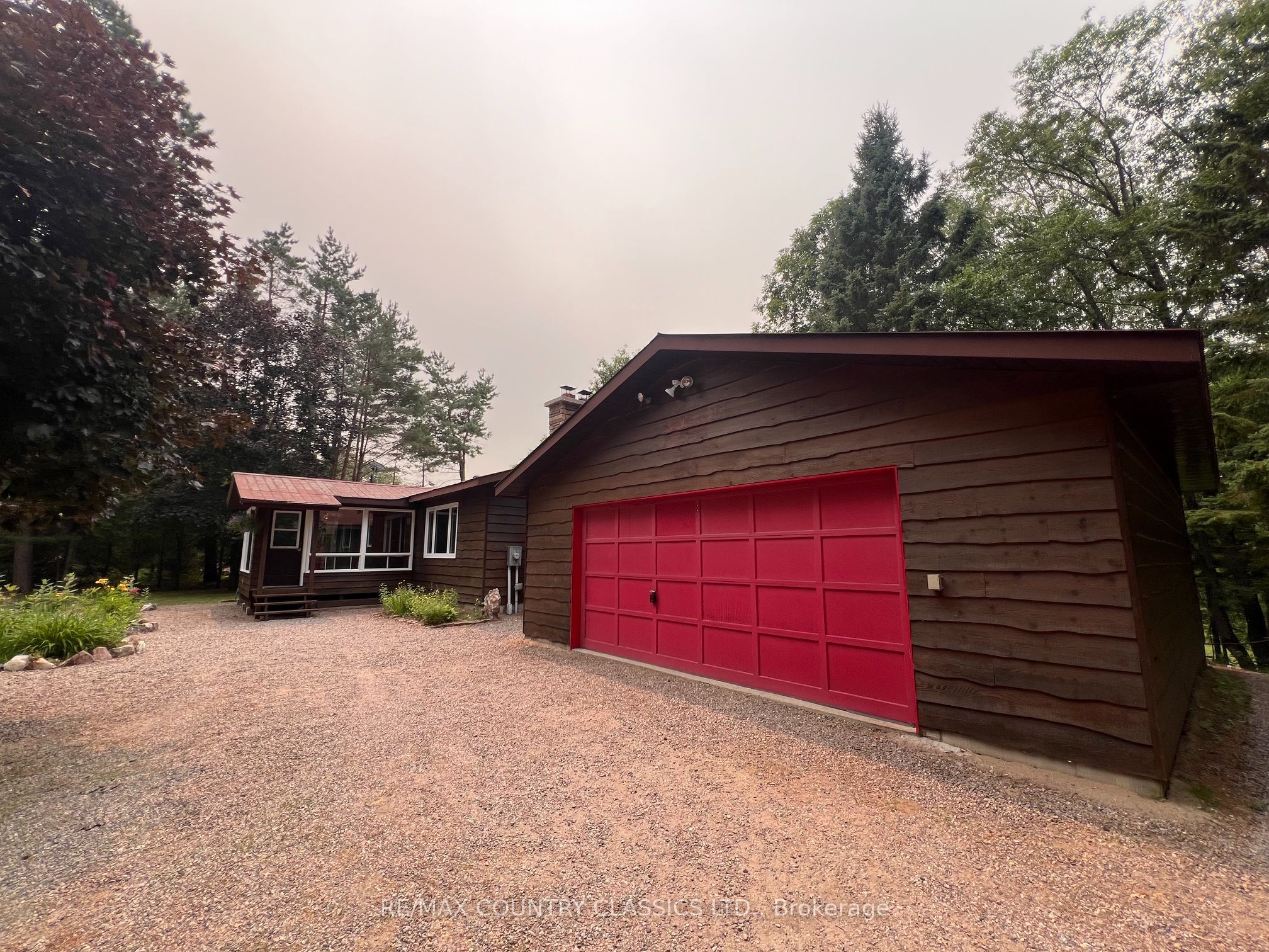 24 Firehall Lane Property Photo 22