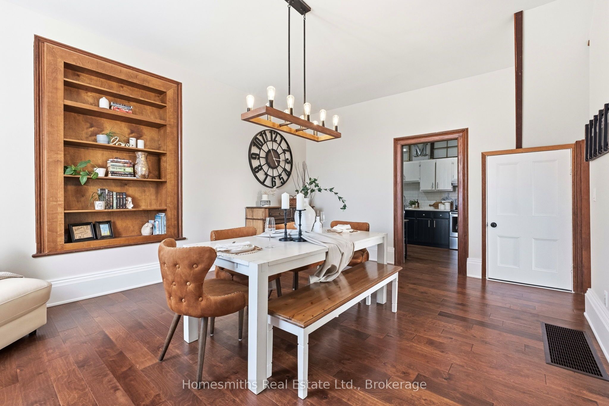8766 Danforth Road W Property Photo 10