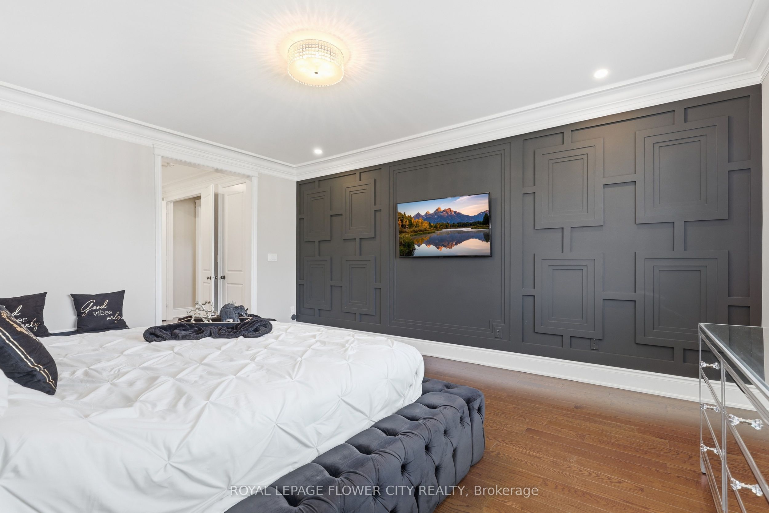 5 Benson Avenue Property Photo 16