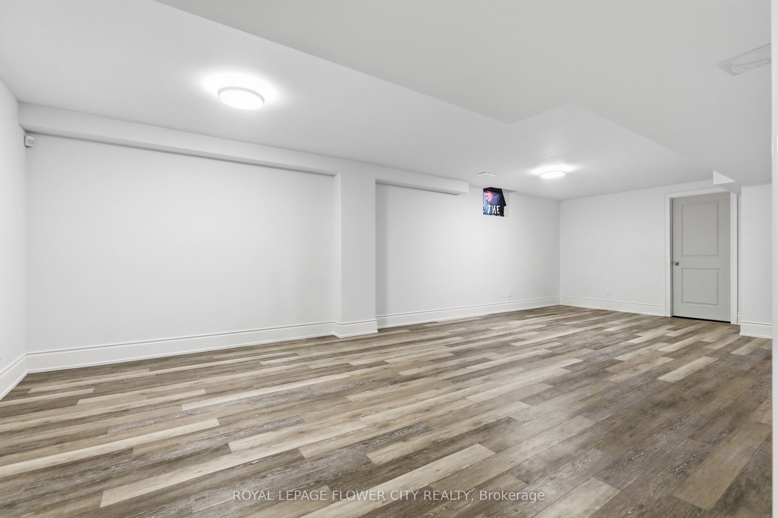 5 Benson Avenue Property Photo 37