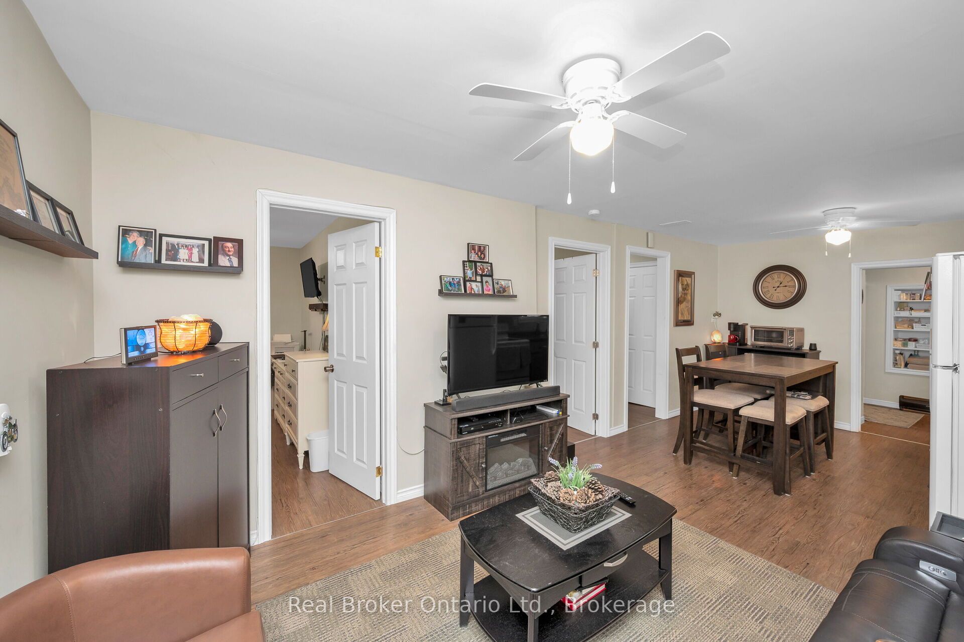 122 King Street Property Photo 18