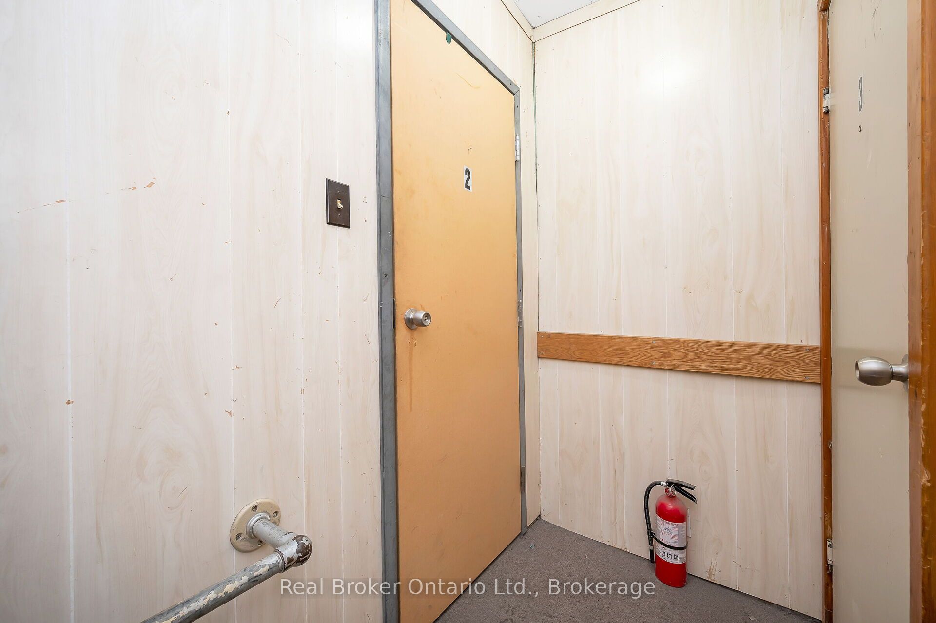 122 King Street Property Photo 23