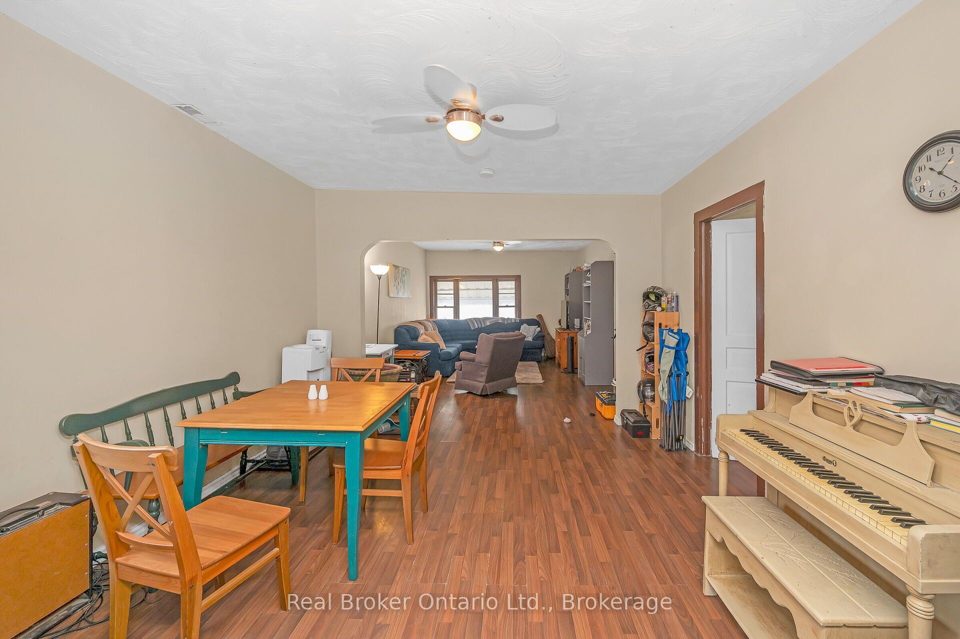 122 King Street Property Photo 28