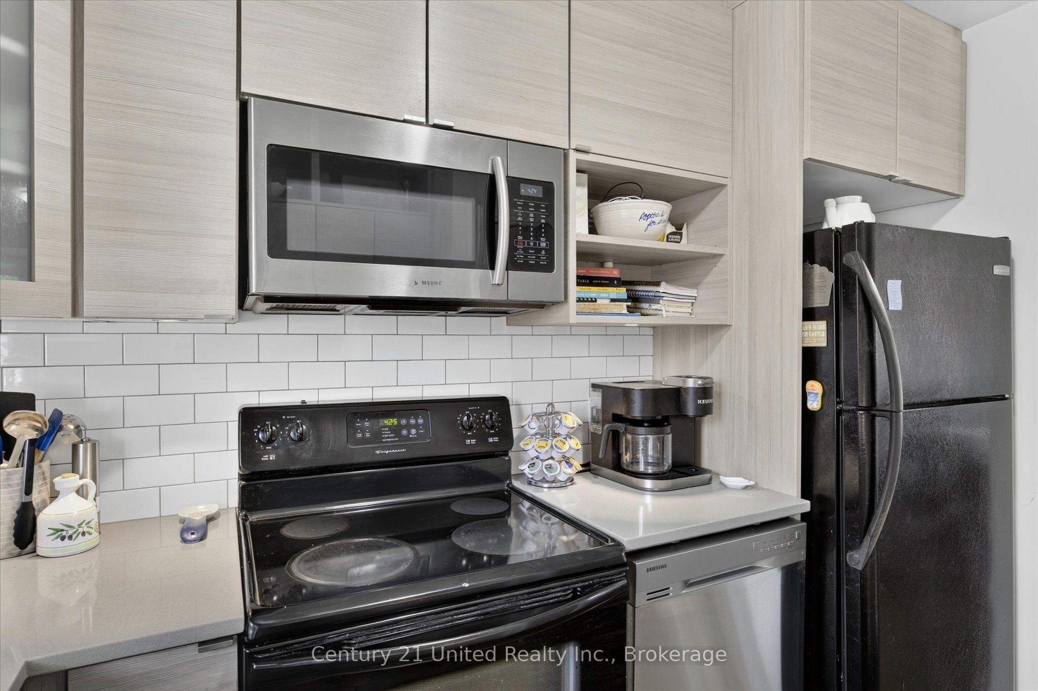 71 Pine Street Property Photo 16