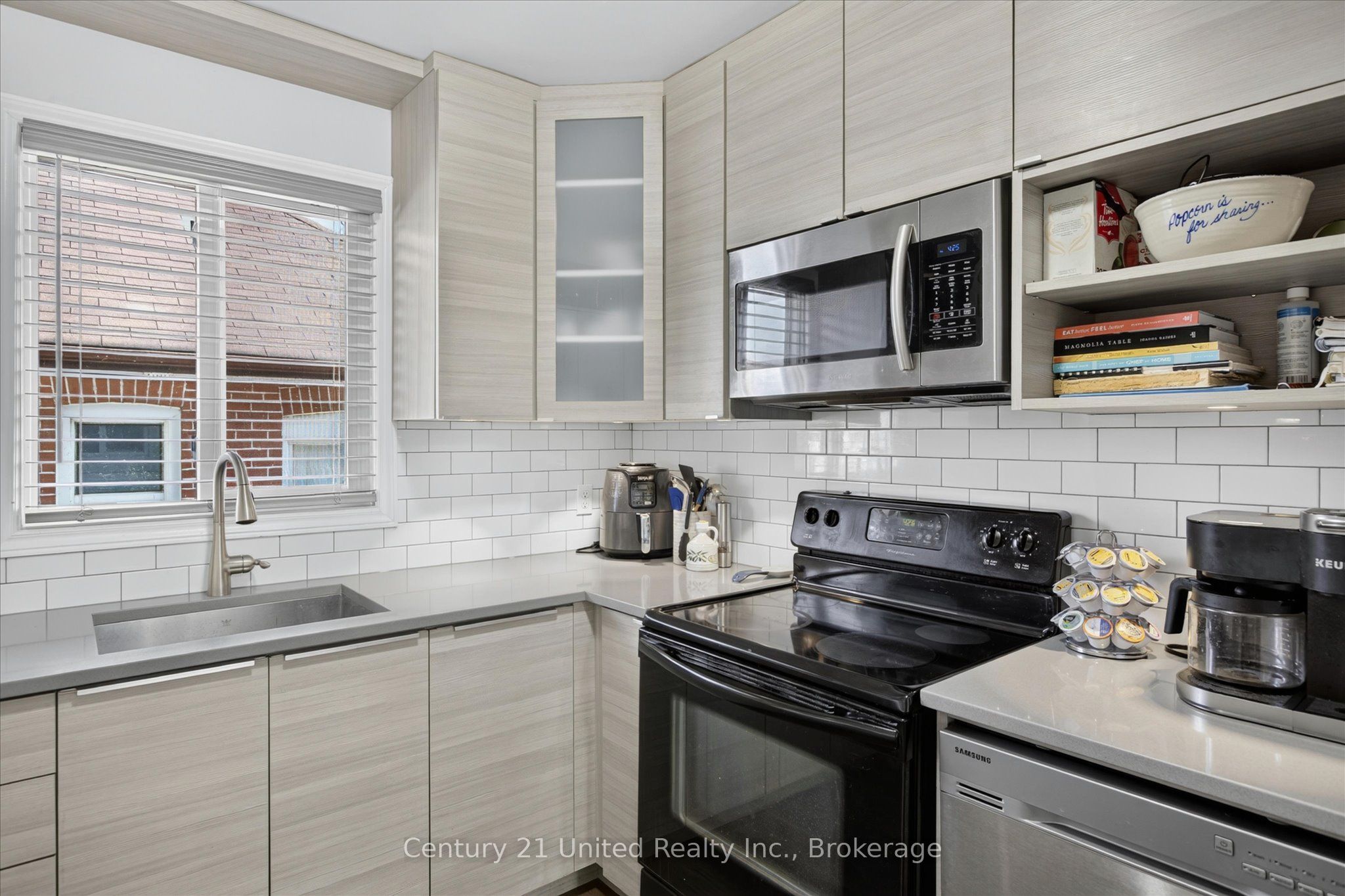 71 Pine Street Property Photo 18