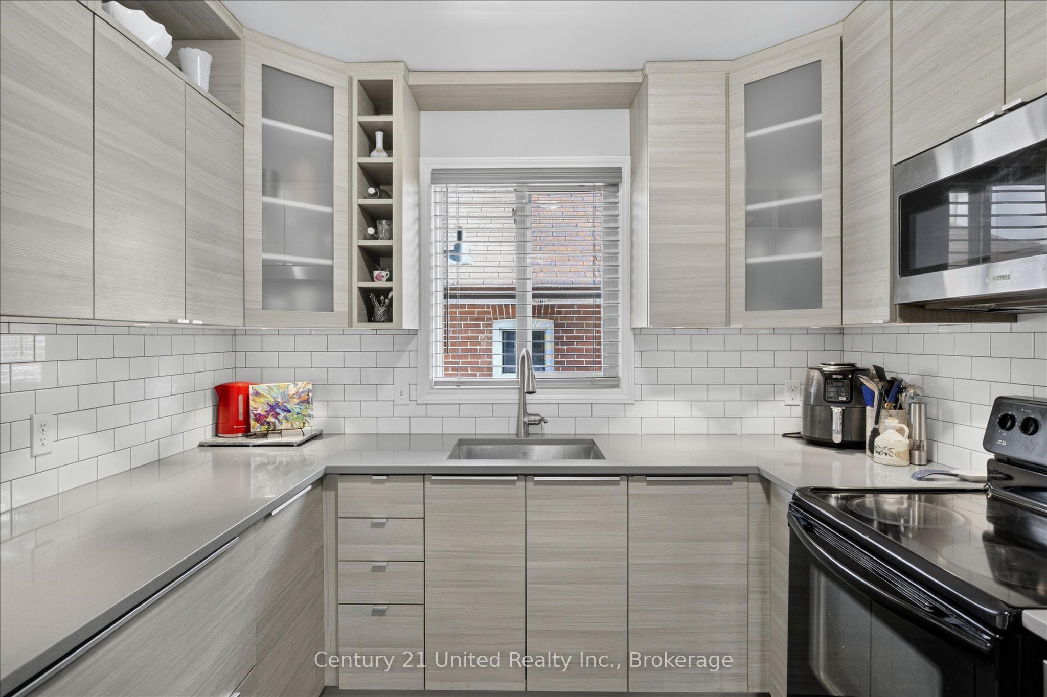 71 Pine Street Property Photo 20