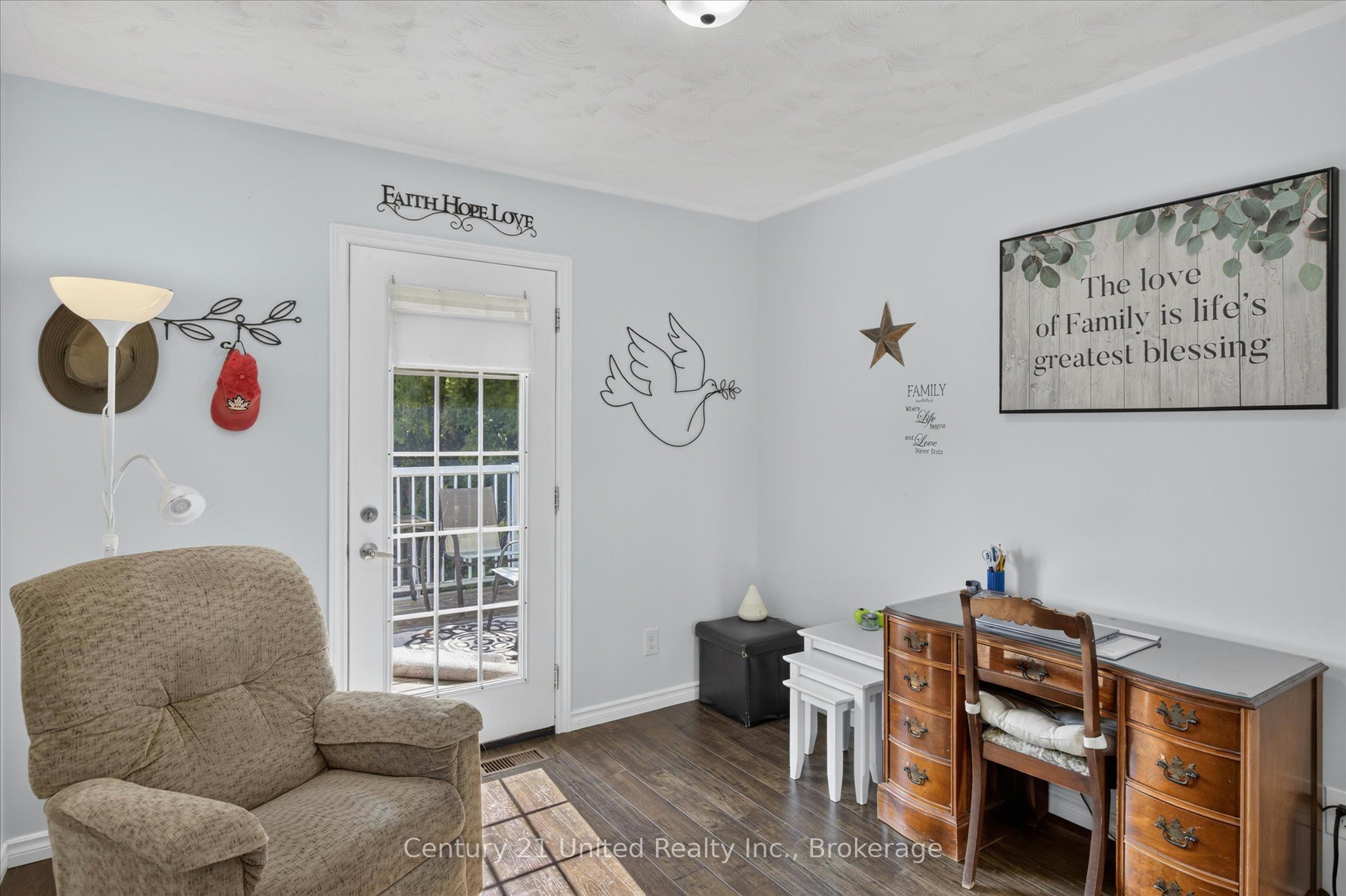 71 Pine Street Property Photo 25