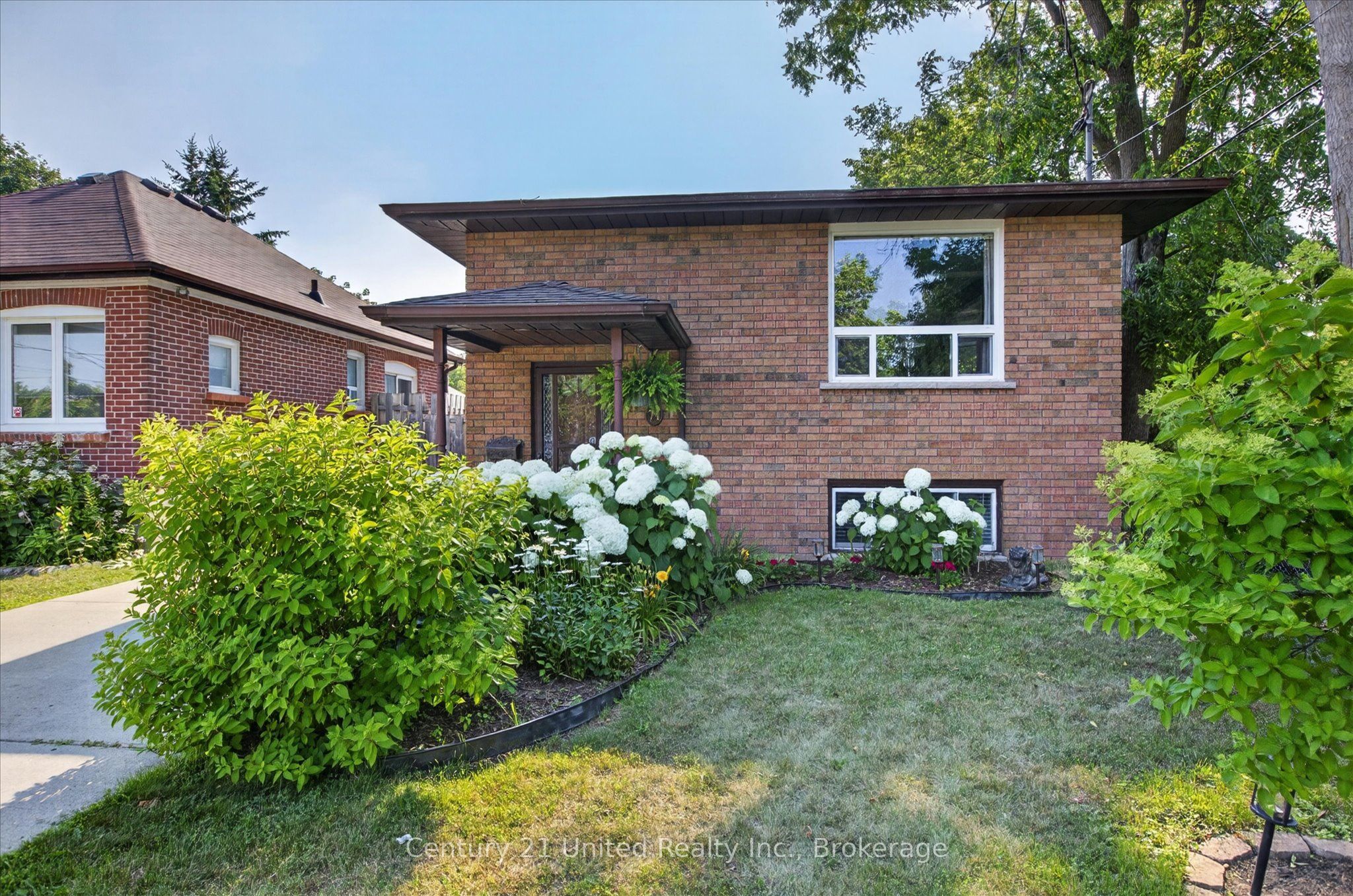 71 Pine Street Property Photo 40