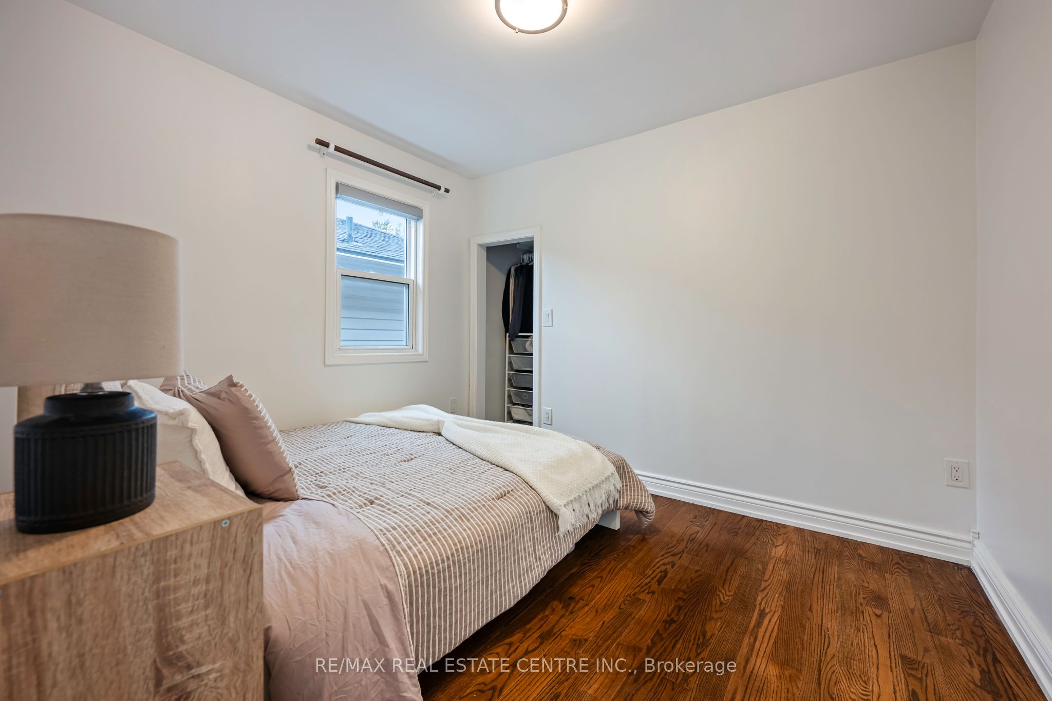 121 Proton Street N Property Photo 19