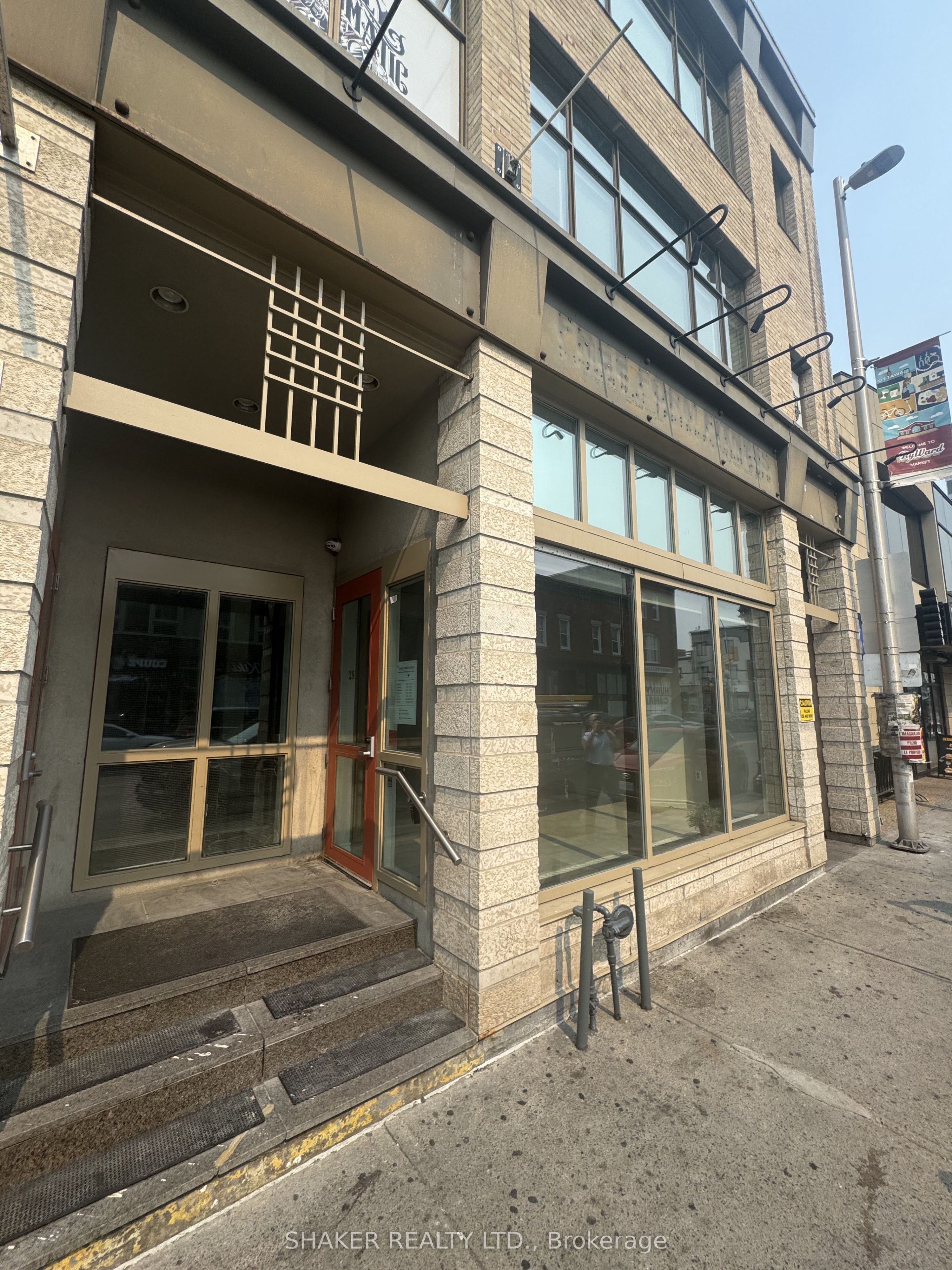 281 Dalhousie Street B Property Photo 2