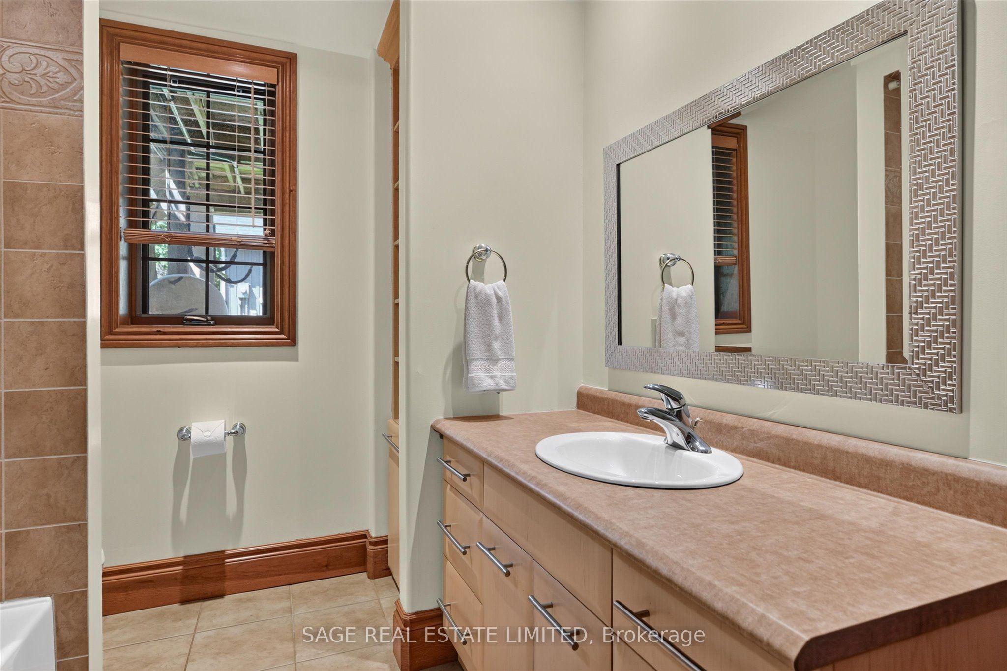 78 Boyd Street Property Photo 39