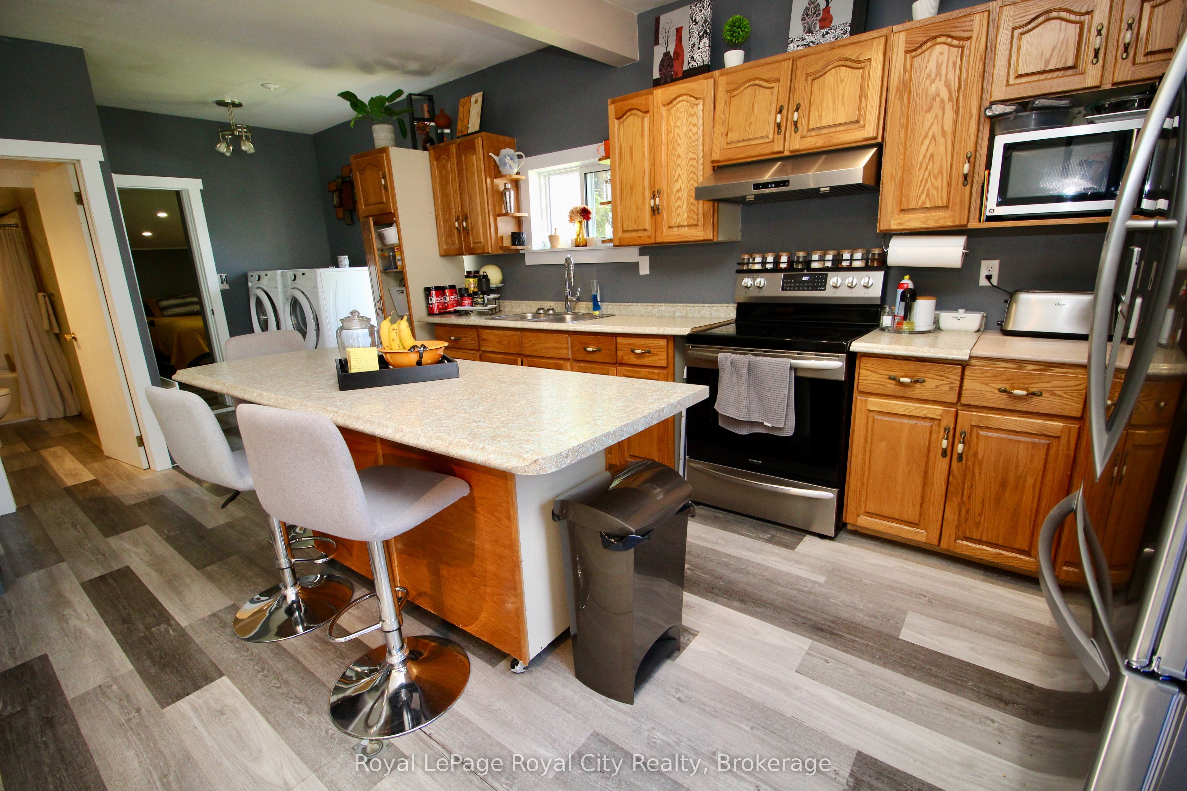 2557 Bruce Road Property Photo 7