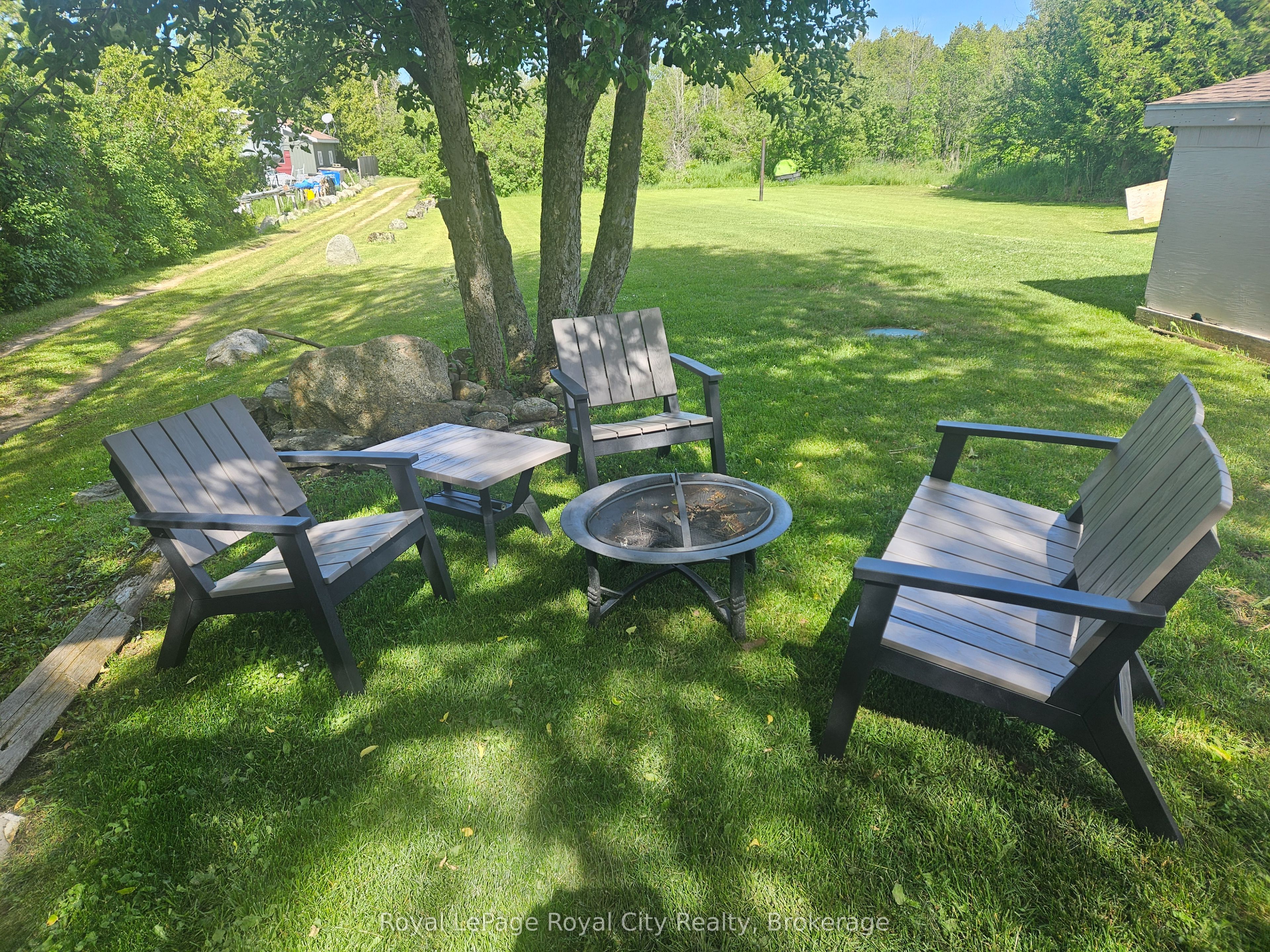 2557 Bruce Road Property Photo 27