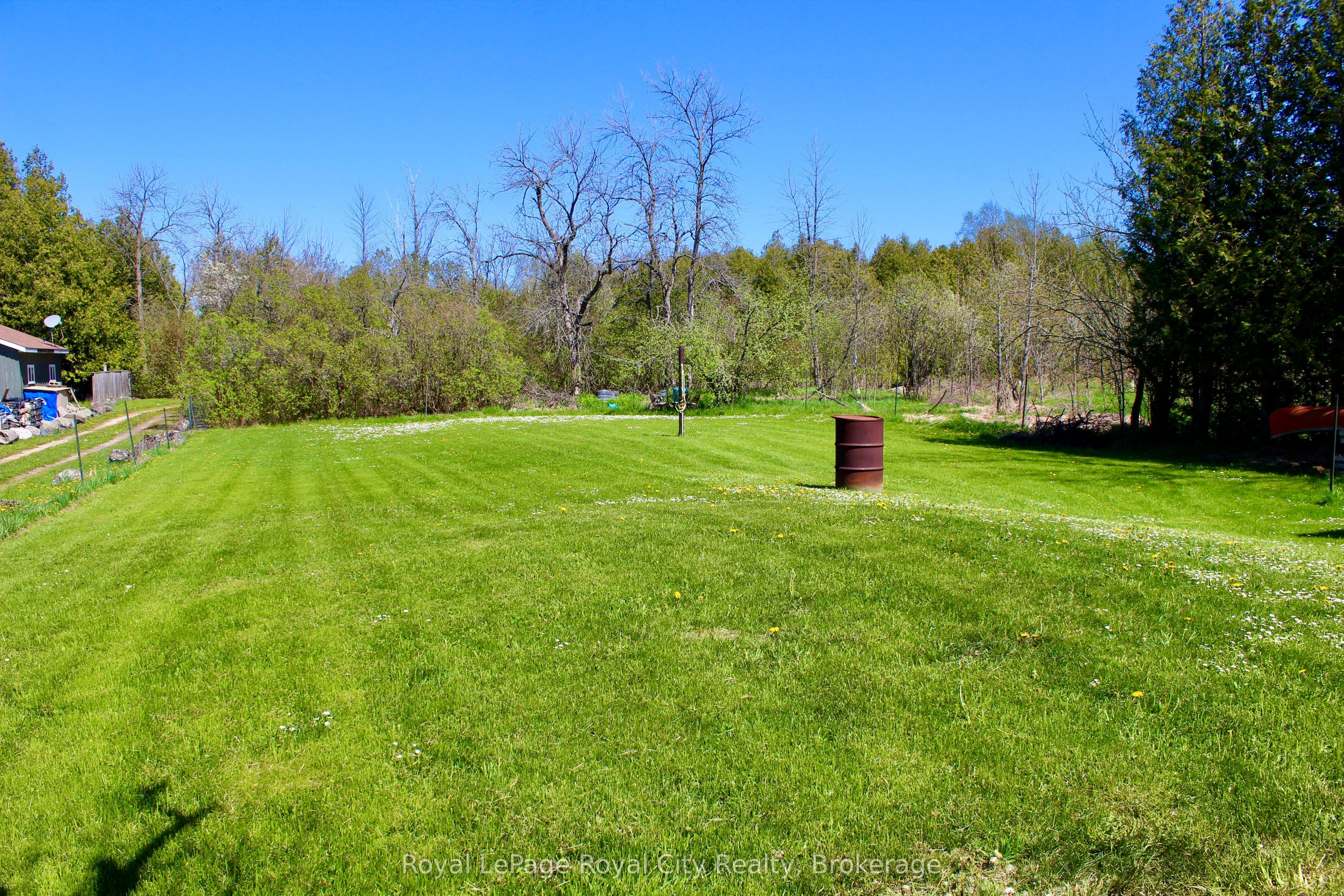 2557 Bruce Road Property Photo 28