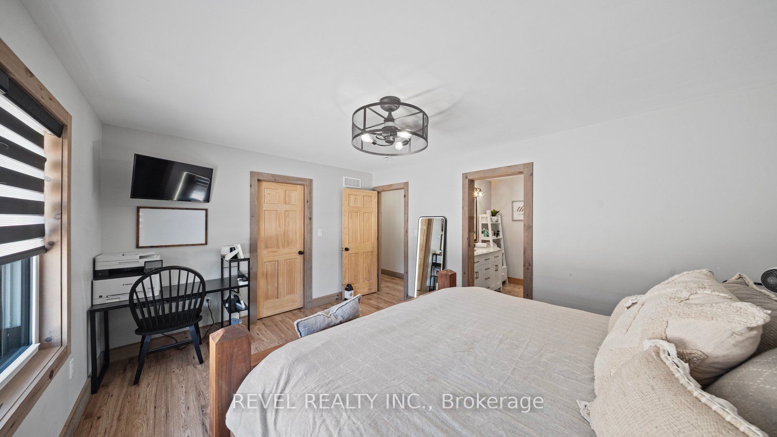 6 Kings Lane Property Photo 19