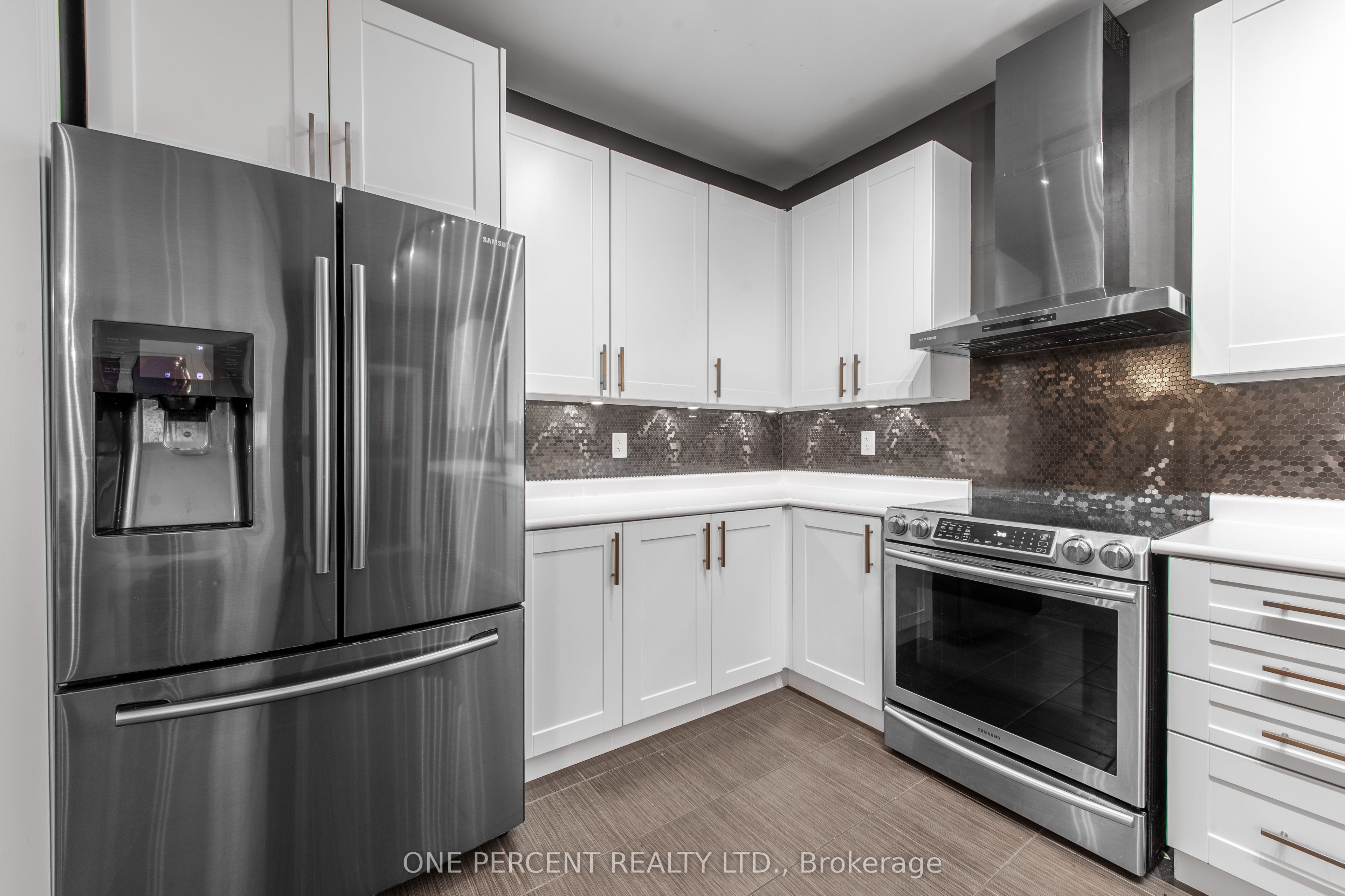 31 Courtney Street Property Photo 14