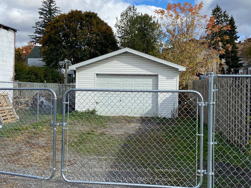 71 Buell Street Property Photo 20