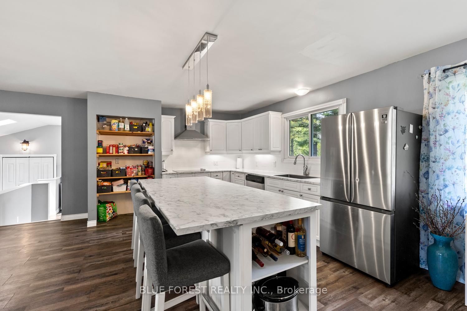 9984 Graham Road Property Photo 16