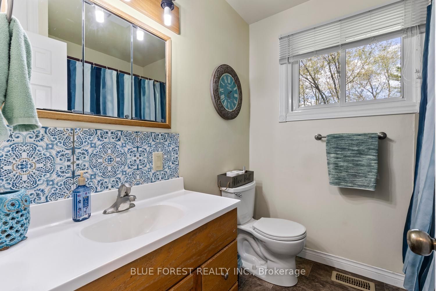 9984 Graham Road Property Photo 29