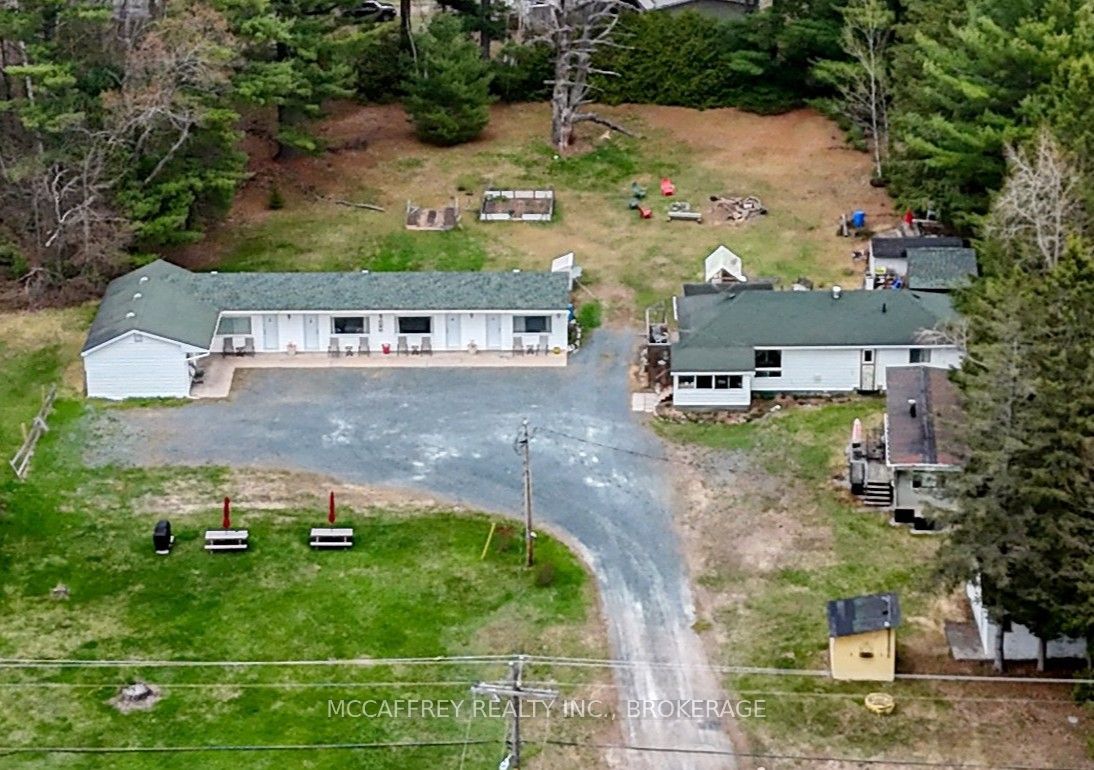 12335 Highway 41 Property Photo 1