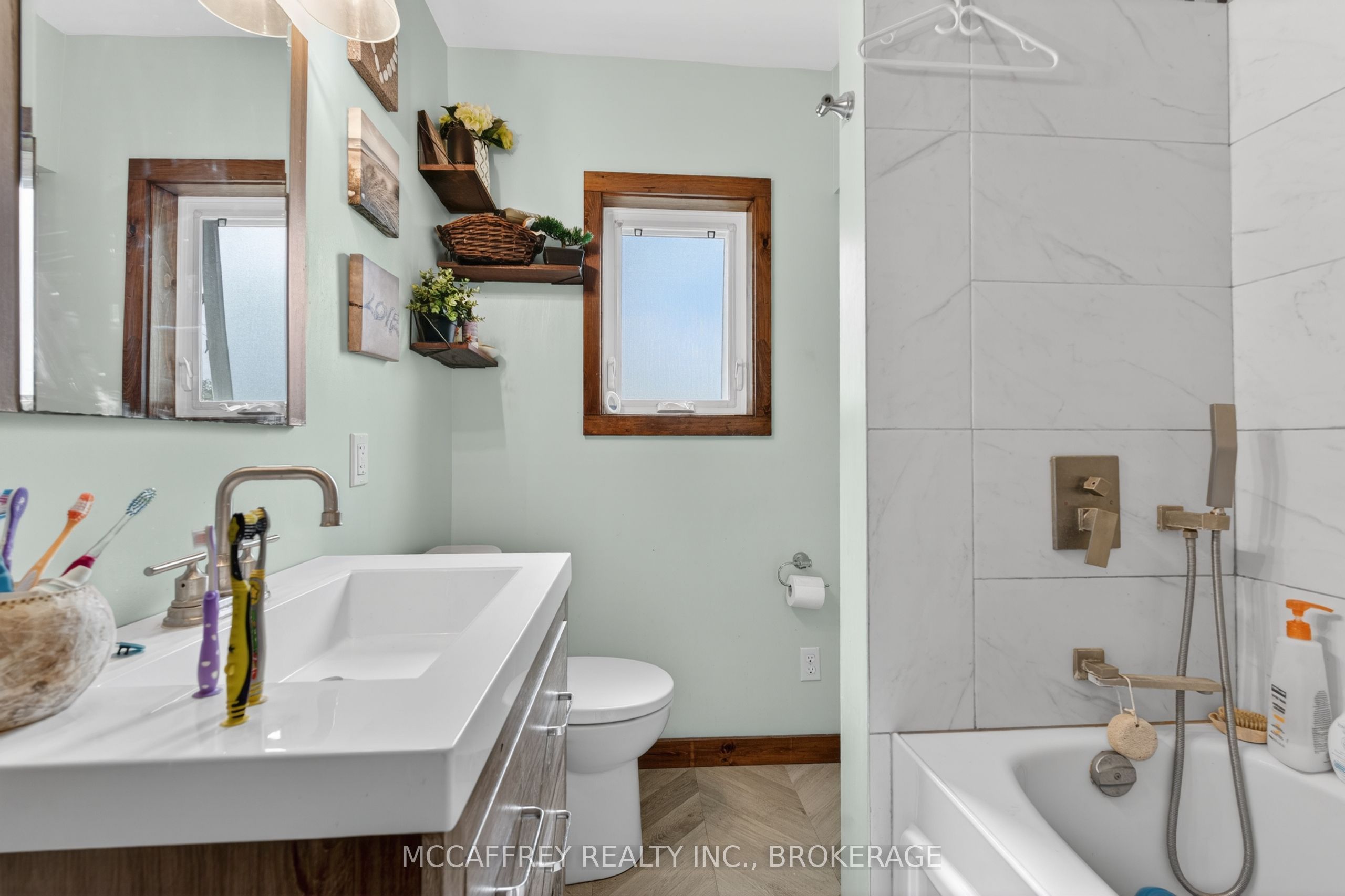 12335 Highway 41 Property Photo 12
