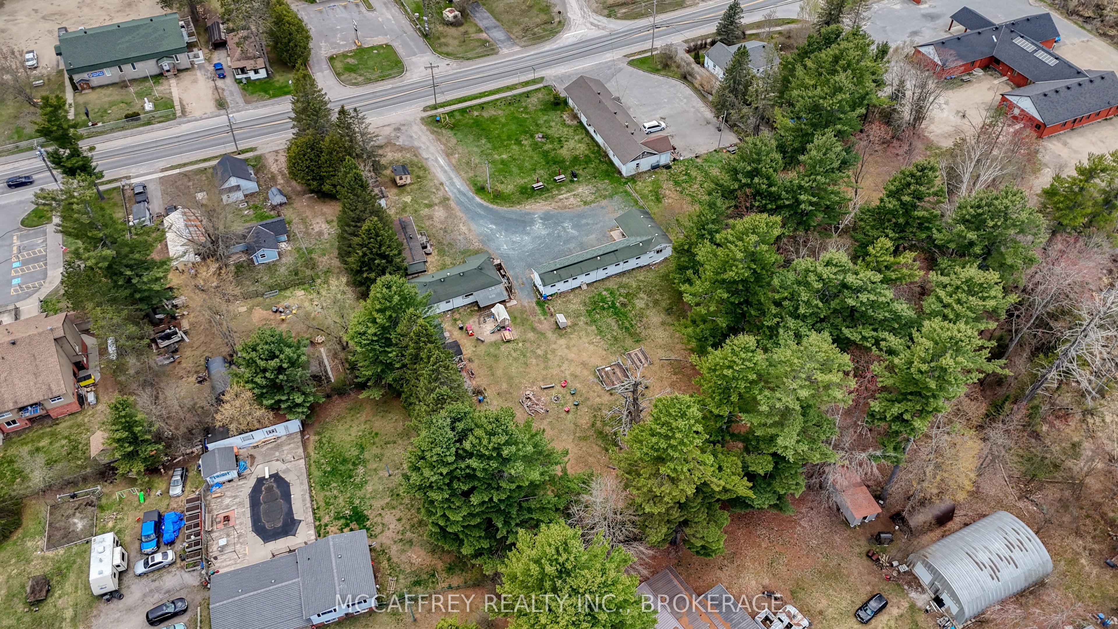 12335 Highway 41 Property Photo 46