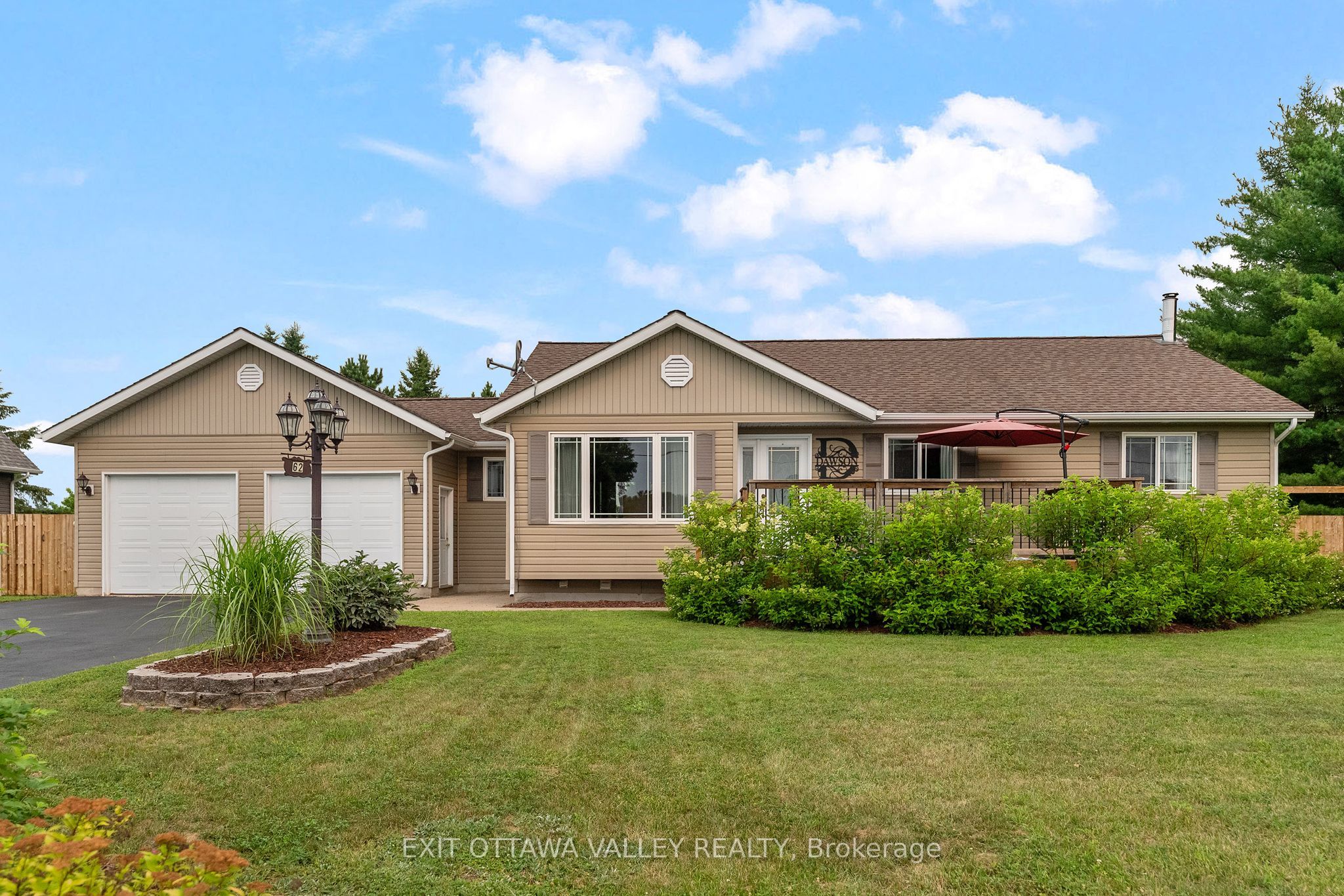 62 Meadowview Drive Property Photo 2