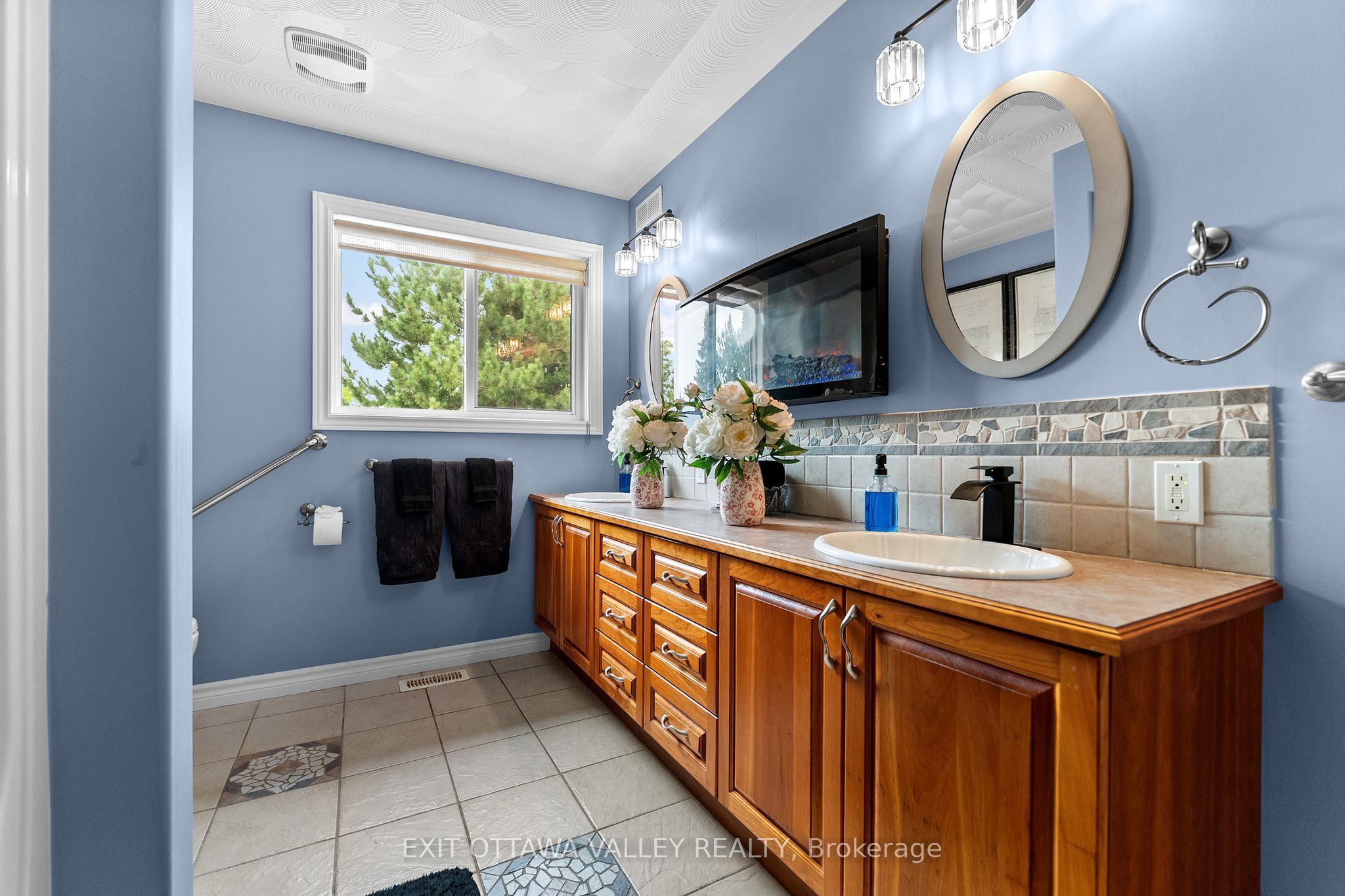 62 Meadowview Drive Property Photo 20