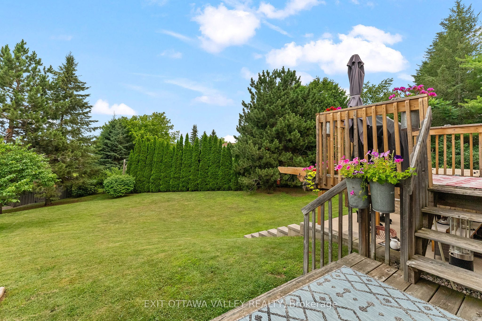 62 Meadowview Drive Property Photo 39