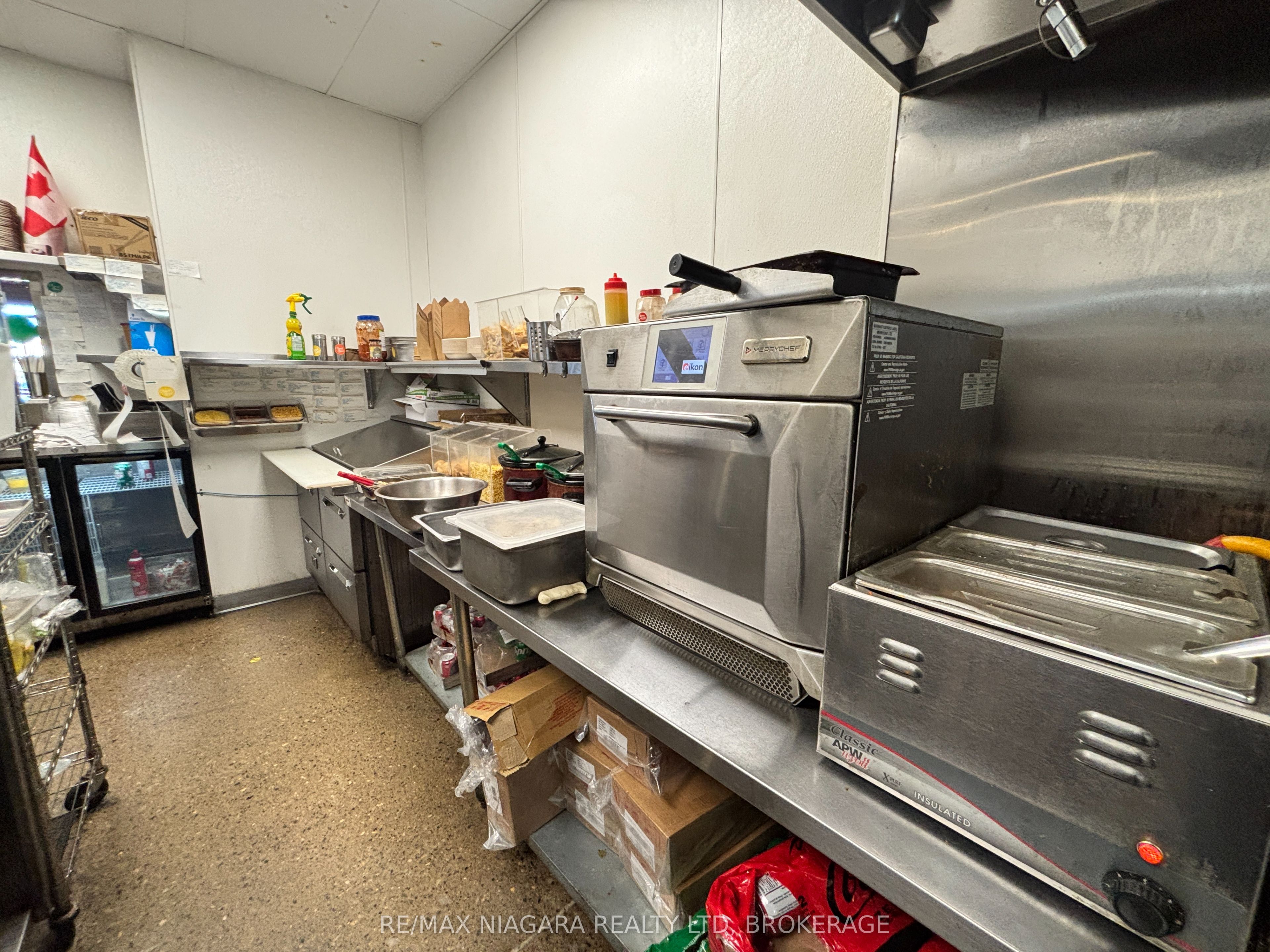 1356 S Service Road Unit #4 Property Photo 19