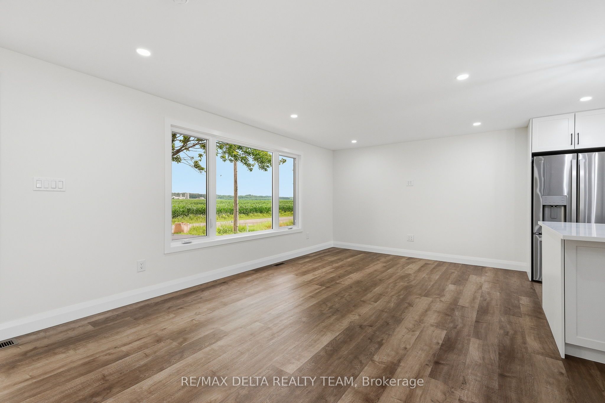 1568 Pilon Road Property Photo 6