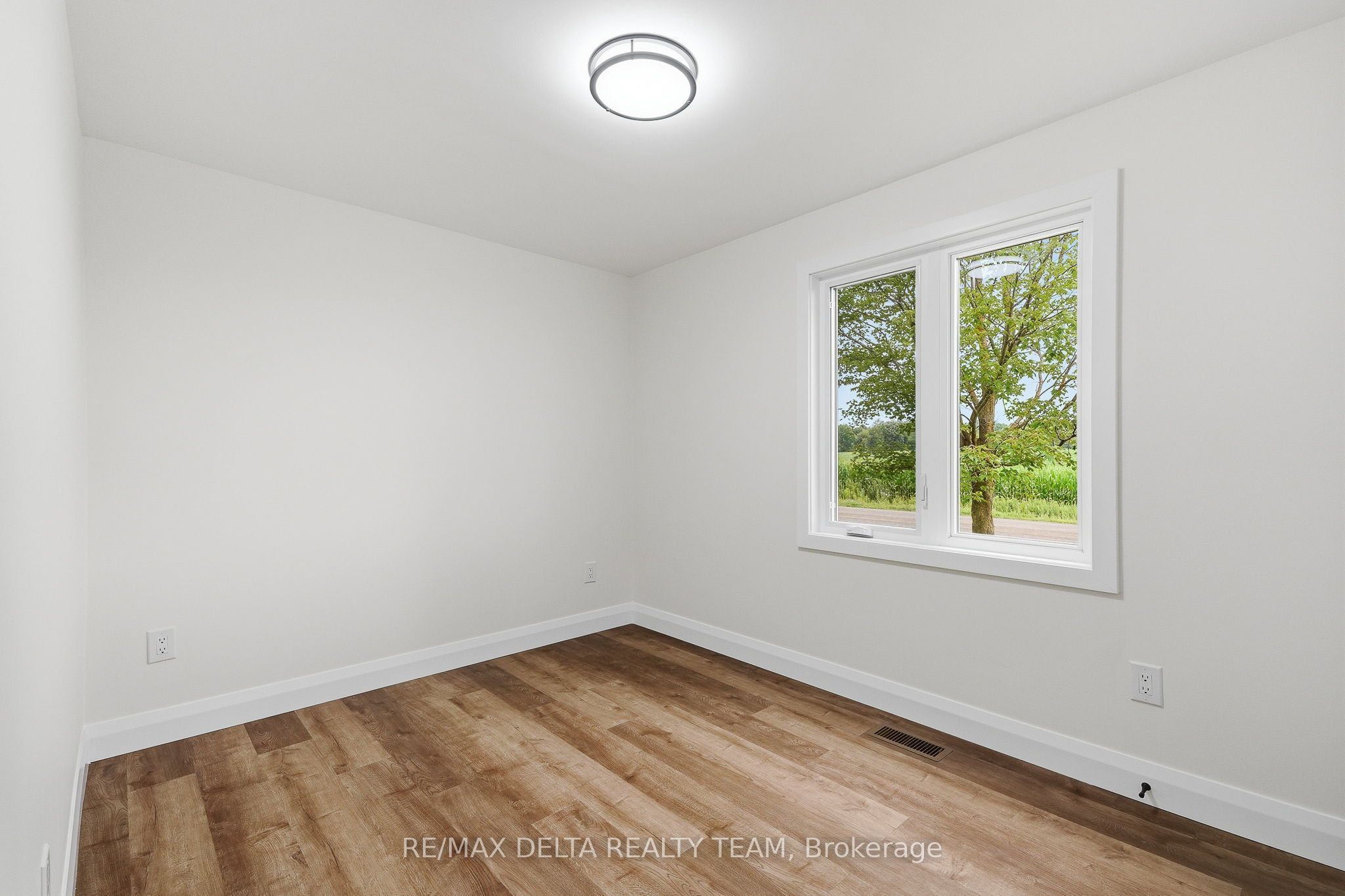 1568 Pilon Road Property Photo 21