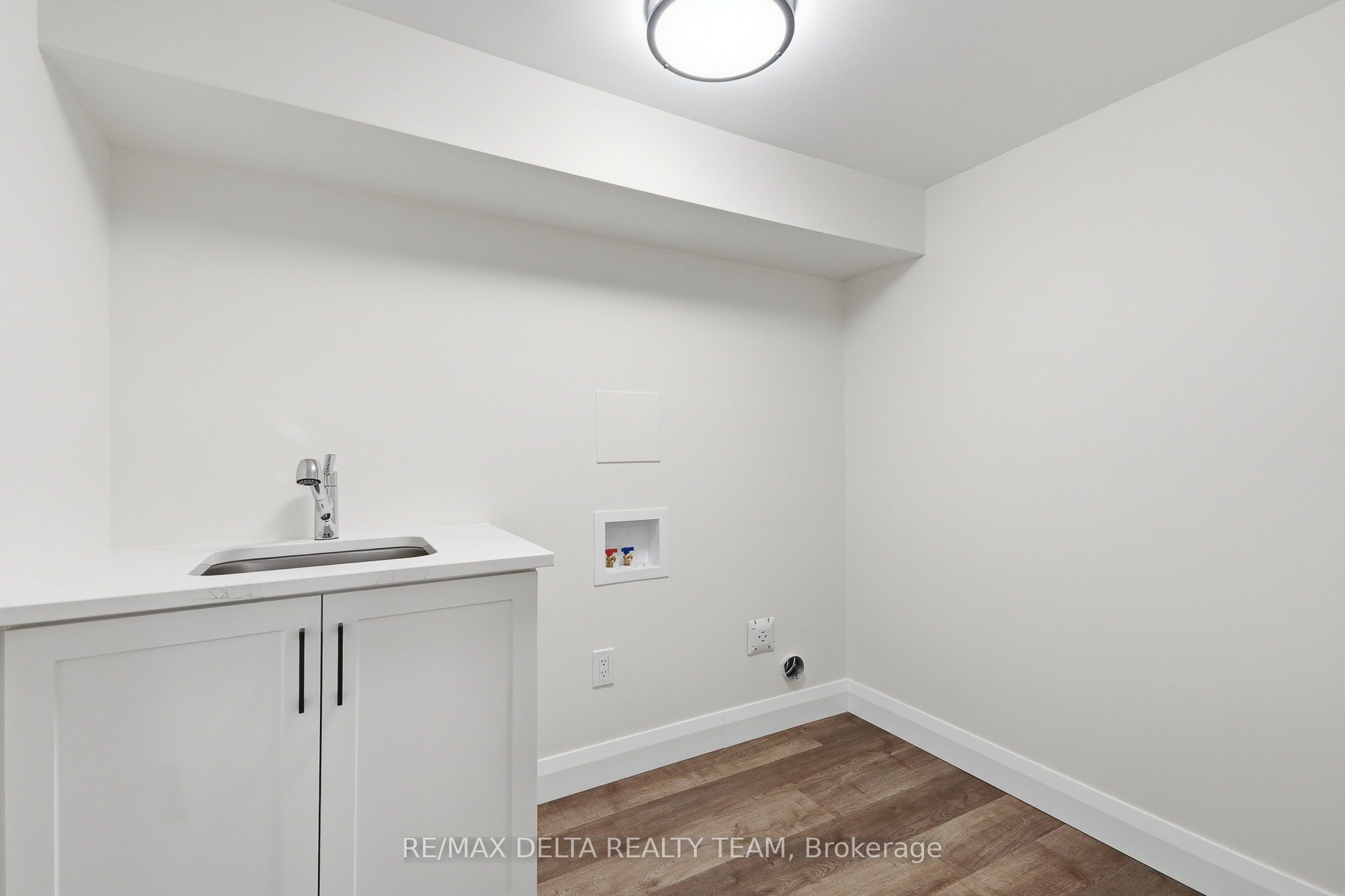 1568 Pilon Road Property Photo 30
