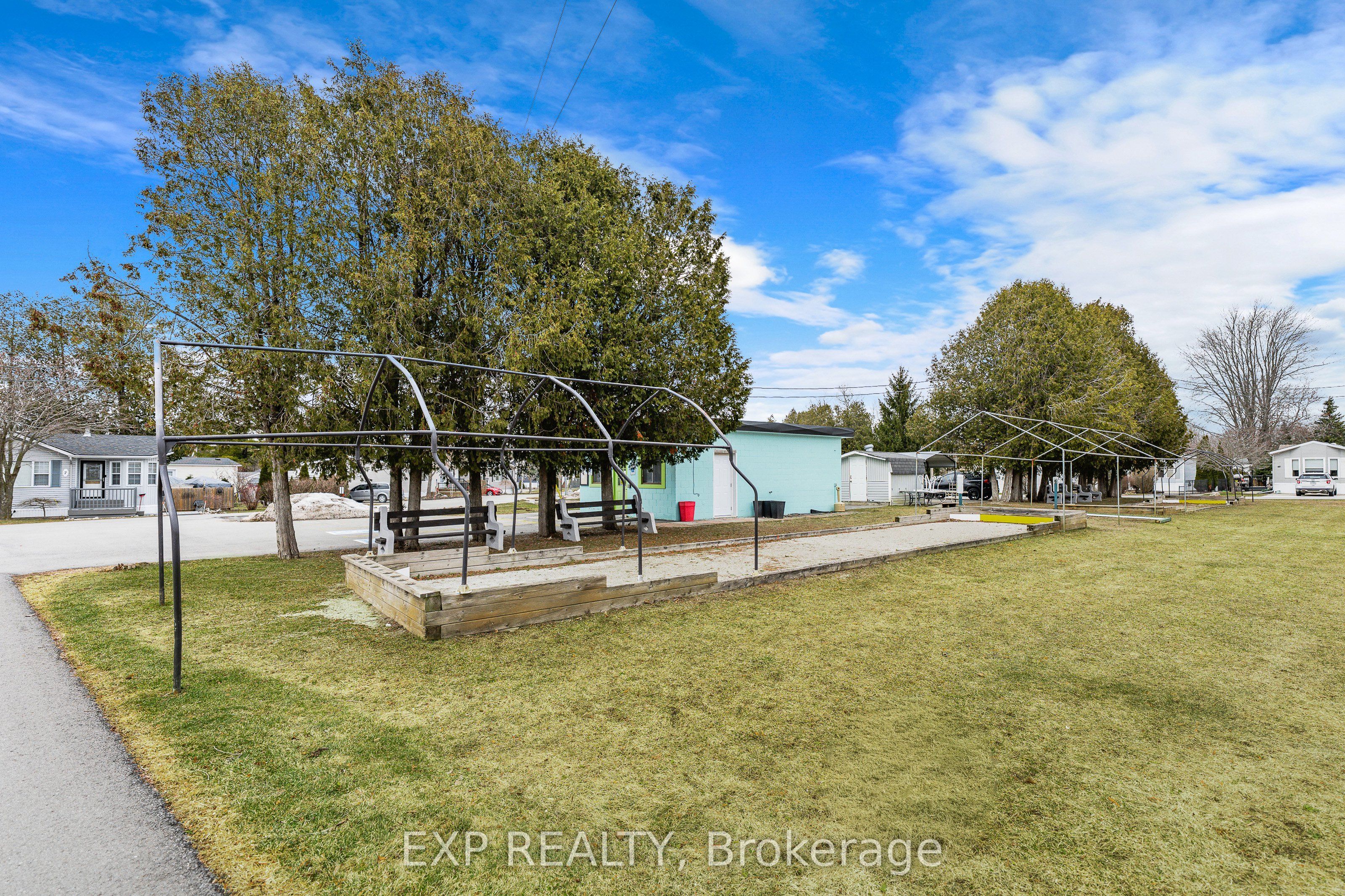 5 Elm Street Property Photo 39