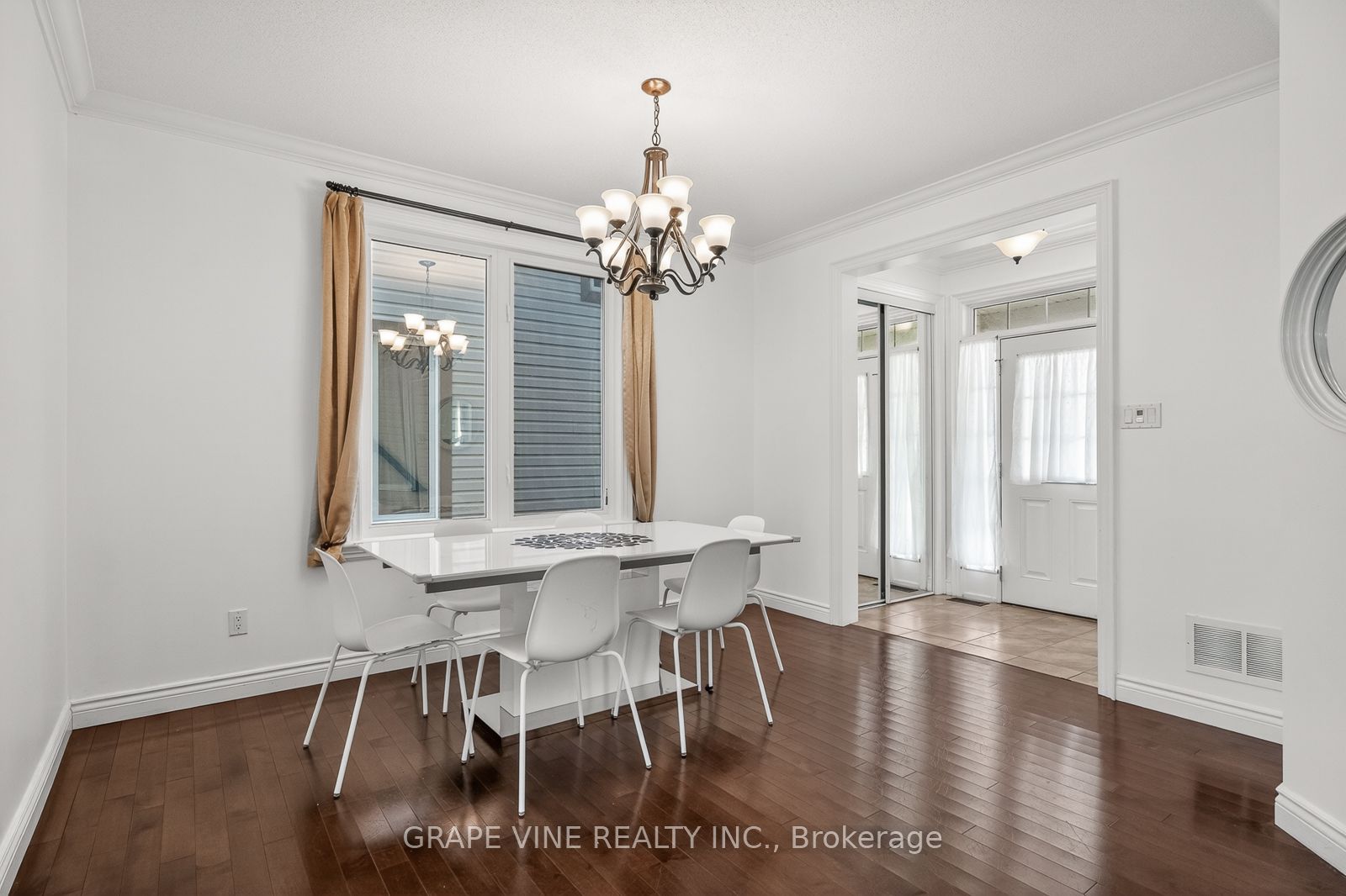 3009 Freshwater Way Property Photo 6