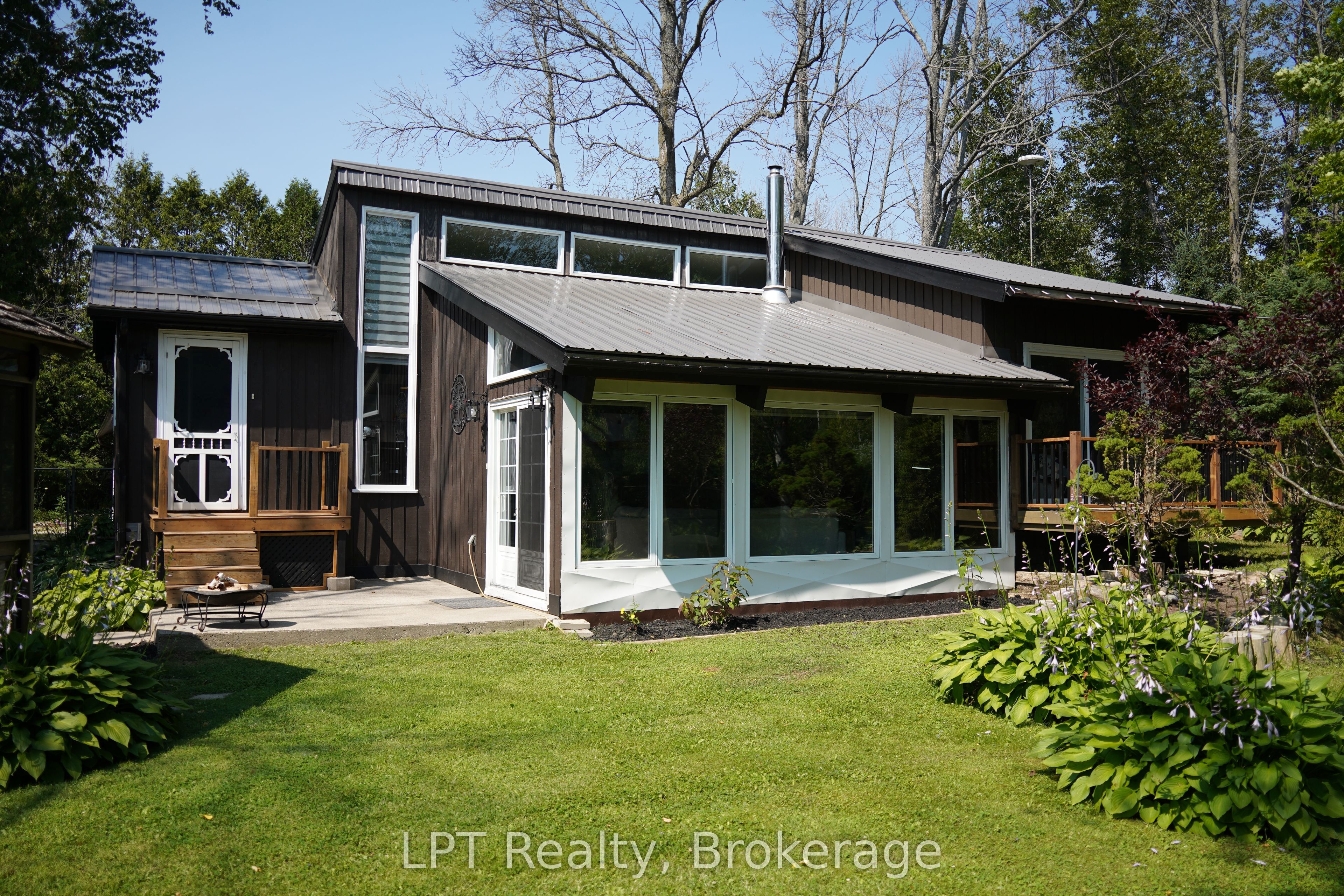 3 Cardinal Avenue Property Photo 5