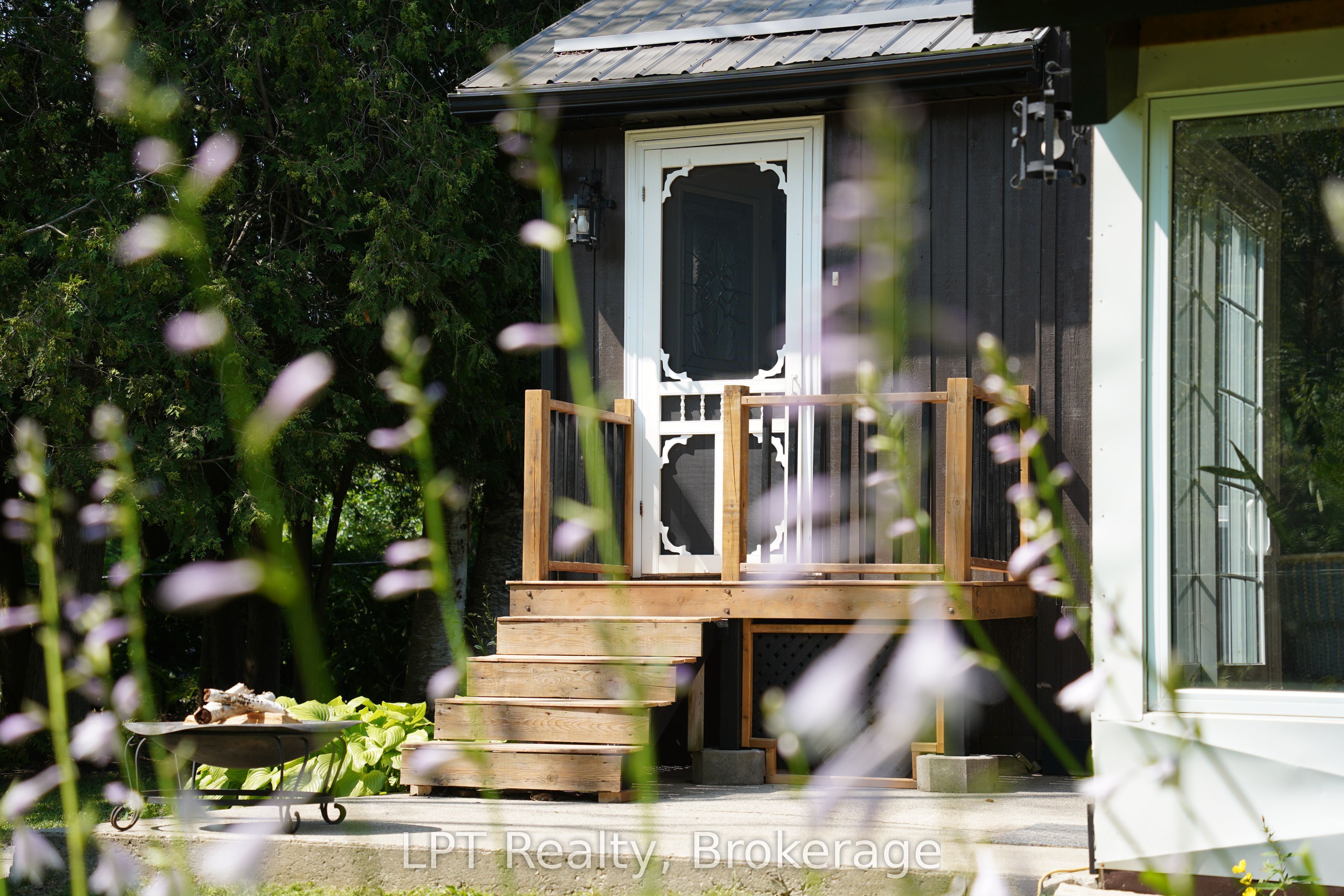 3 Cardinal Avenue Property Photo 6