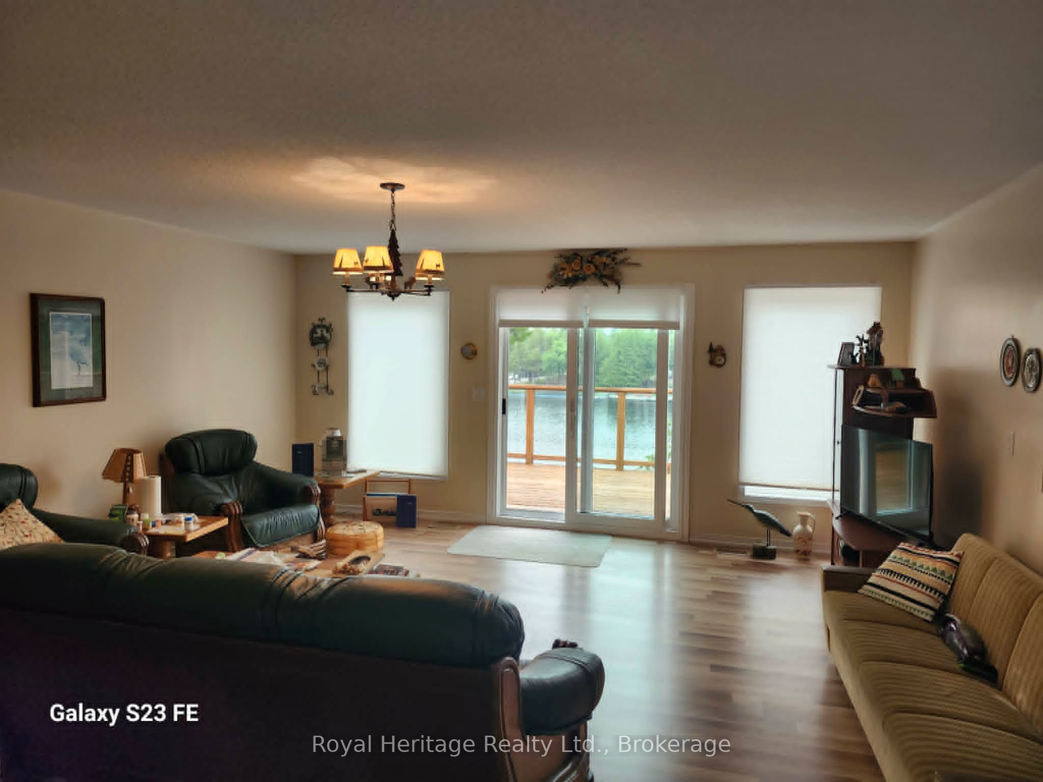 226 Francis Street E Property Photo 6