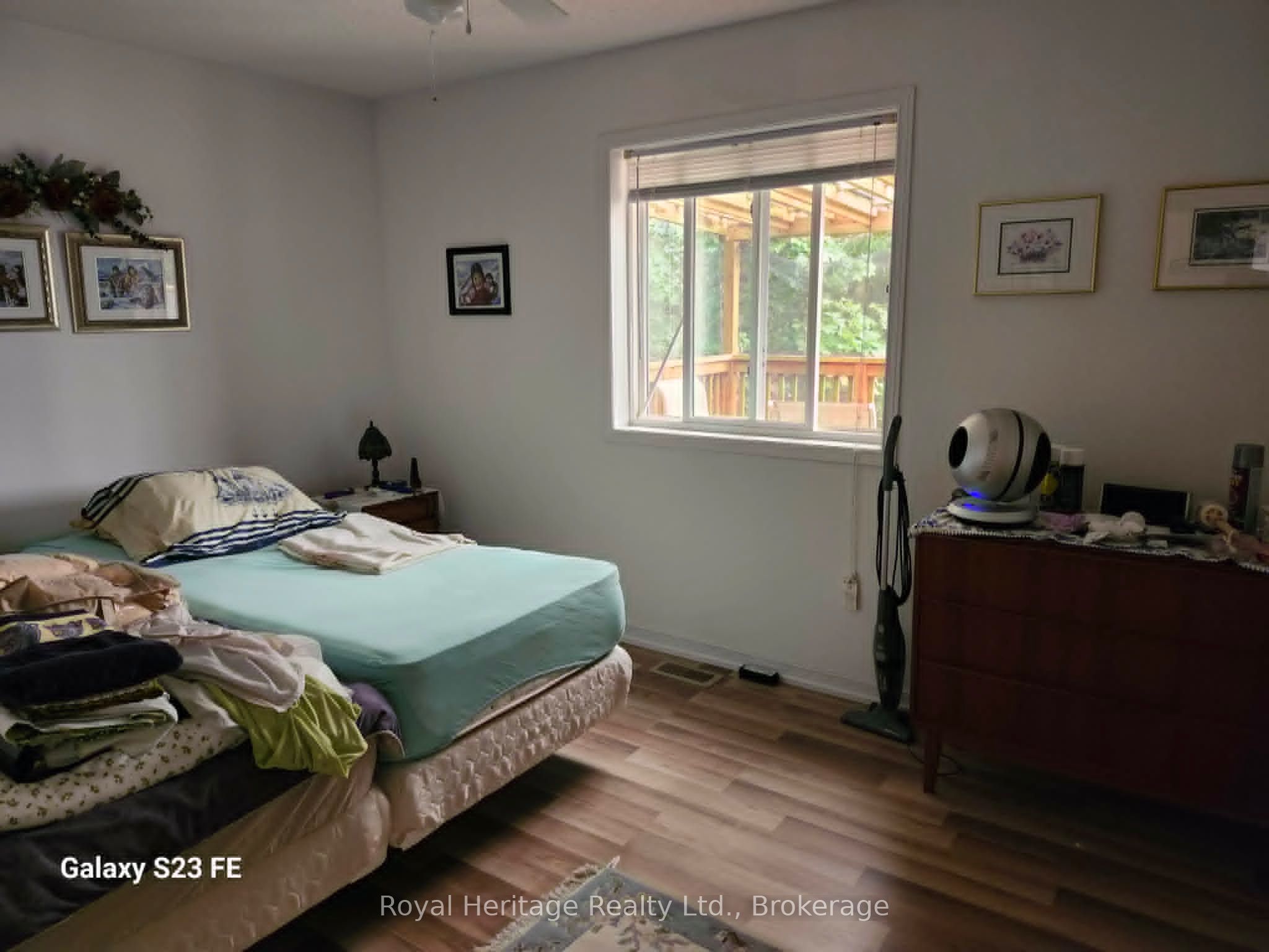 226 Francis Street E Property Photo 11