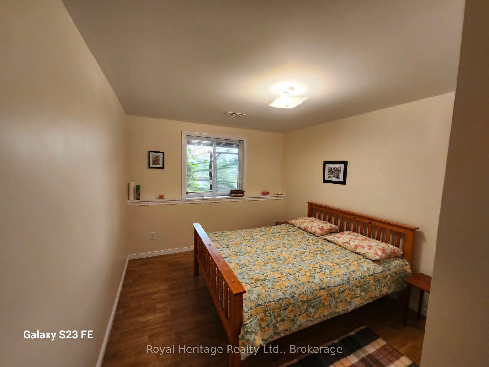 226 Francis Street E Property Photo 14