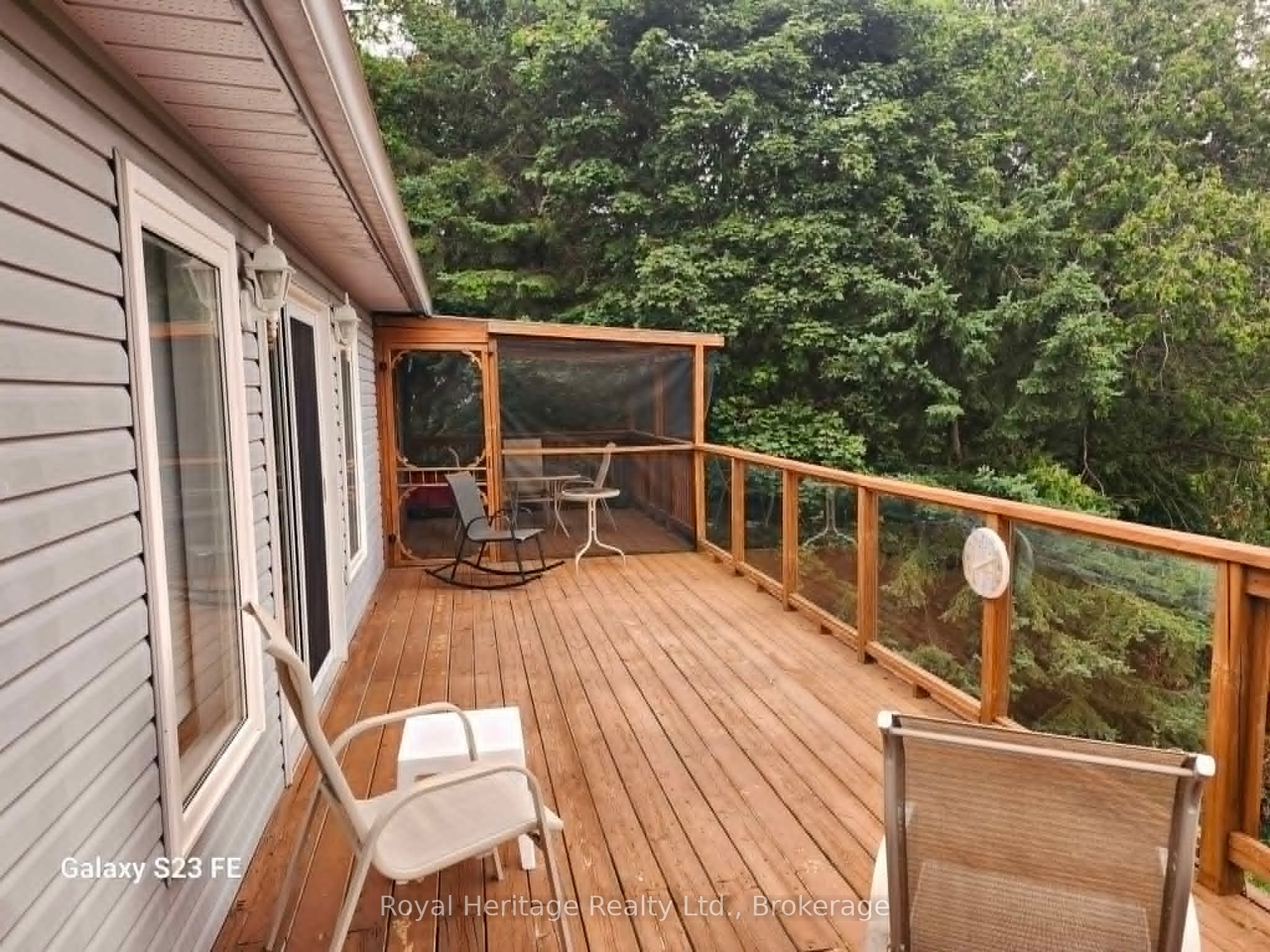 226 Francis Street E Property Photo 20