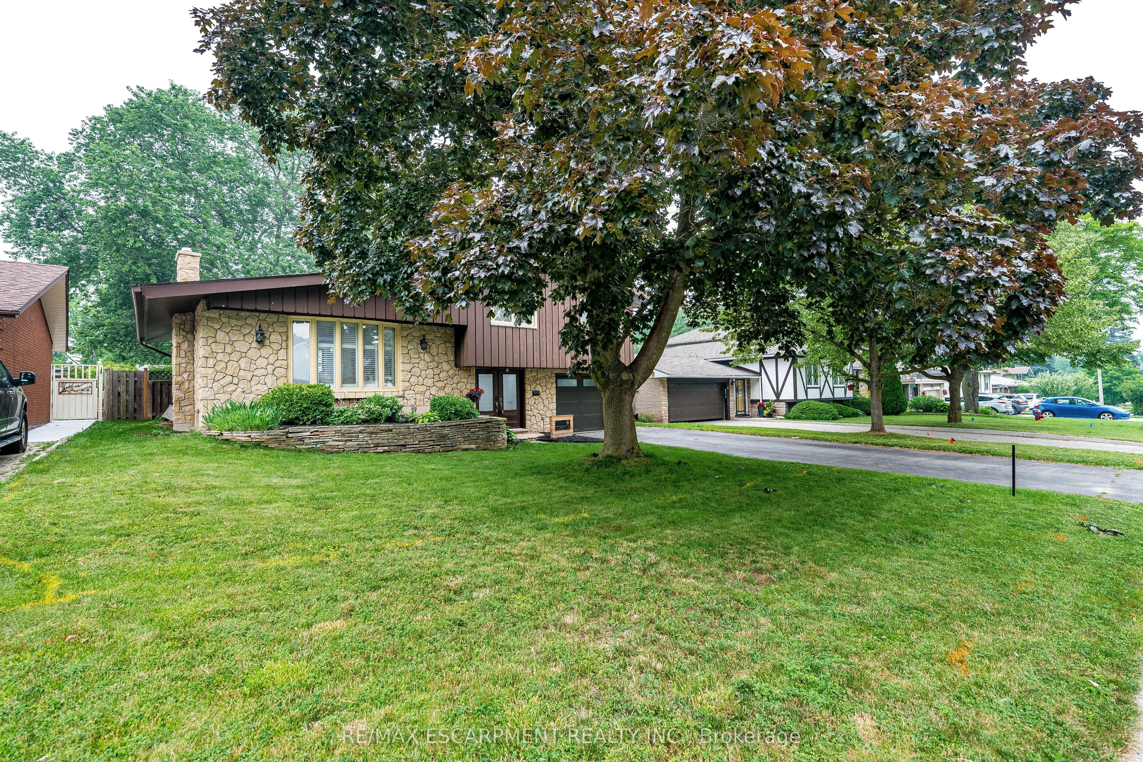 9 Hilts Drive Property Photo 2
