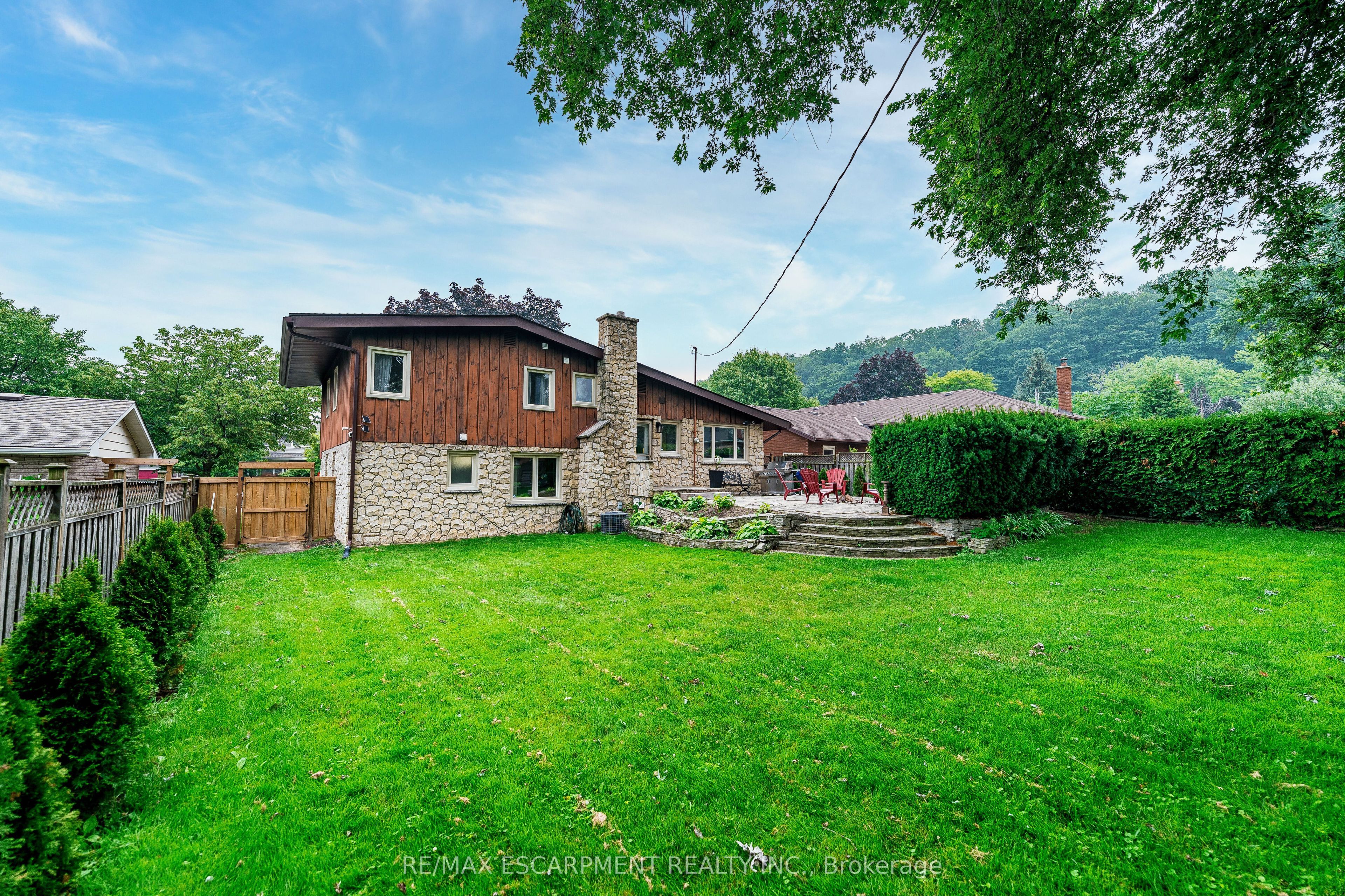 9 Hilts Drive Property Photo 40
