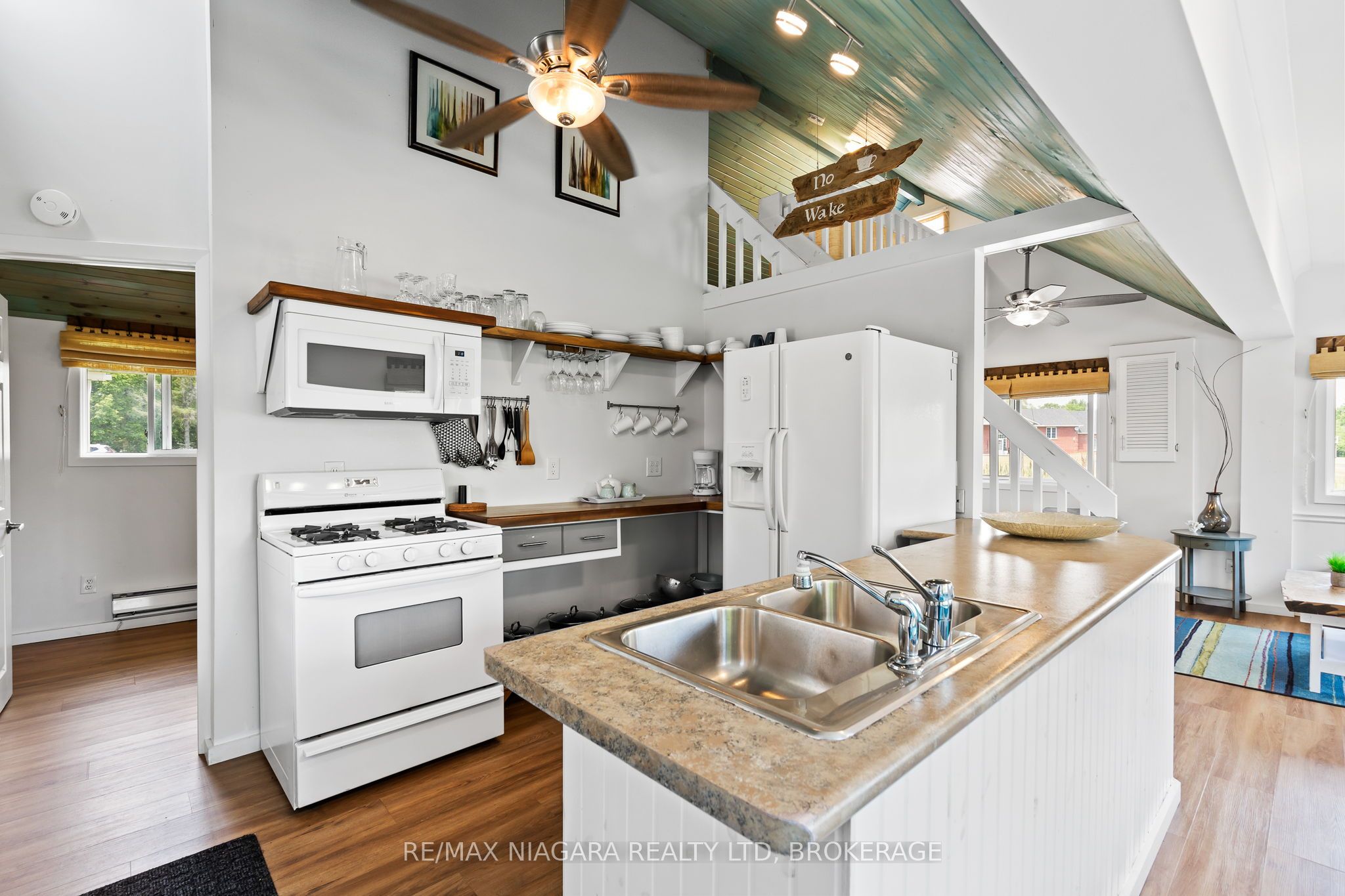 12343 Lakeshore Road Property Photo 6