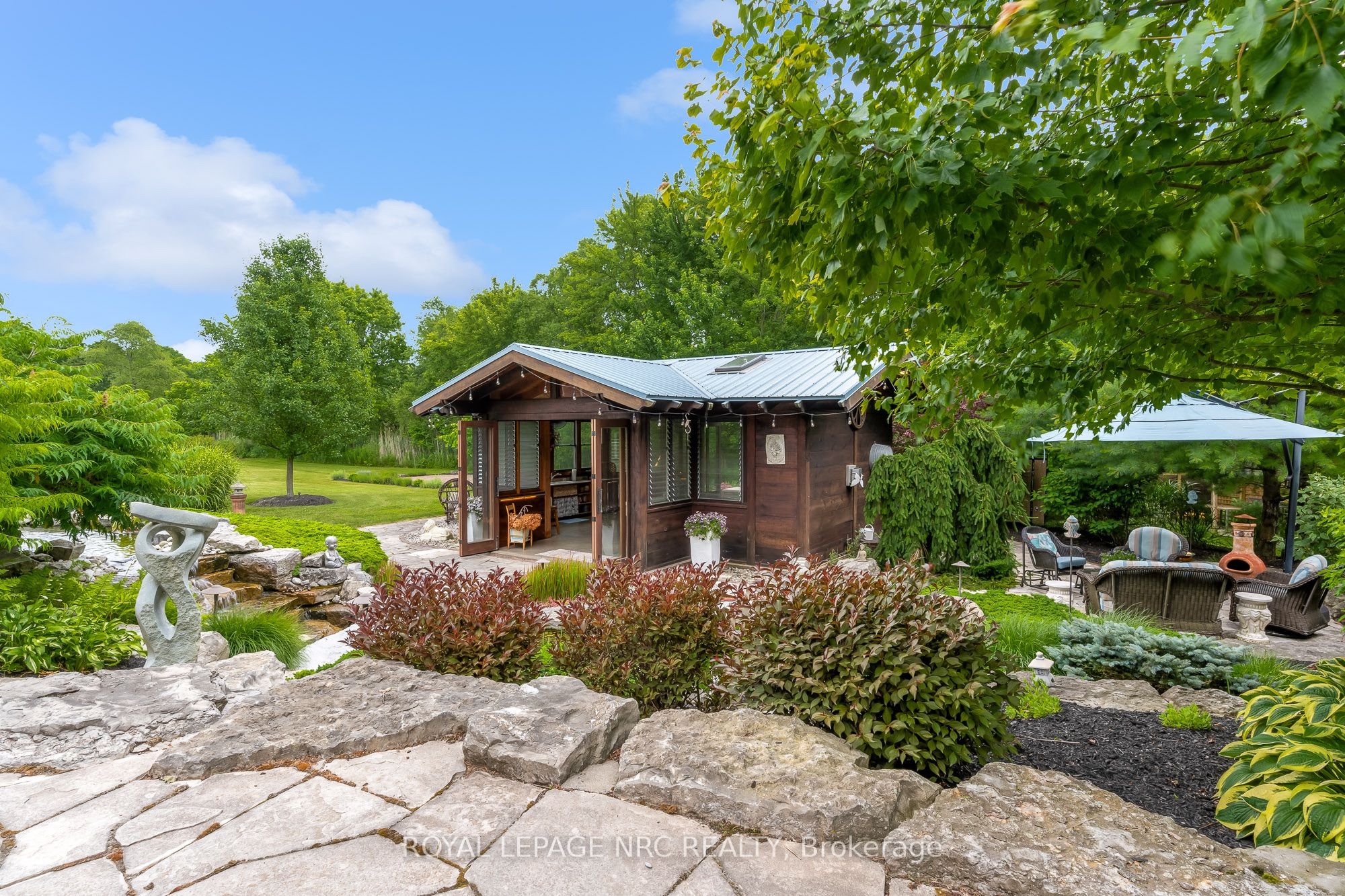 1323 Effingham Street Property Photo 14