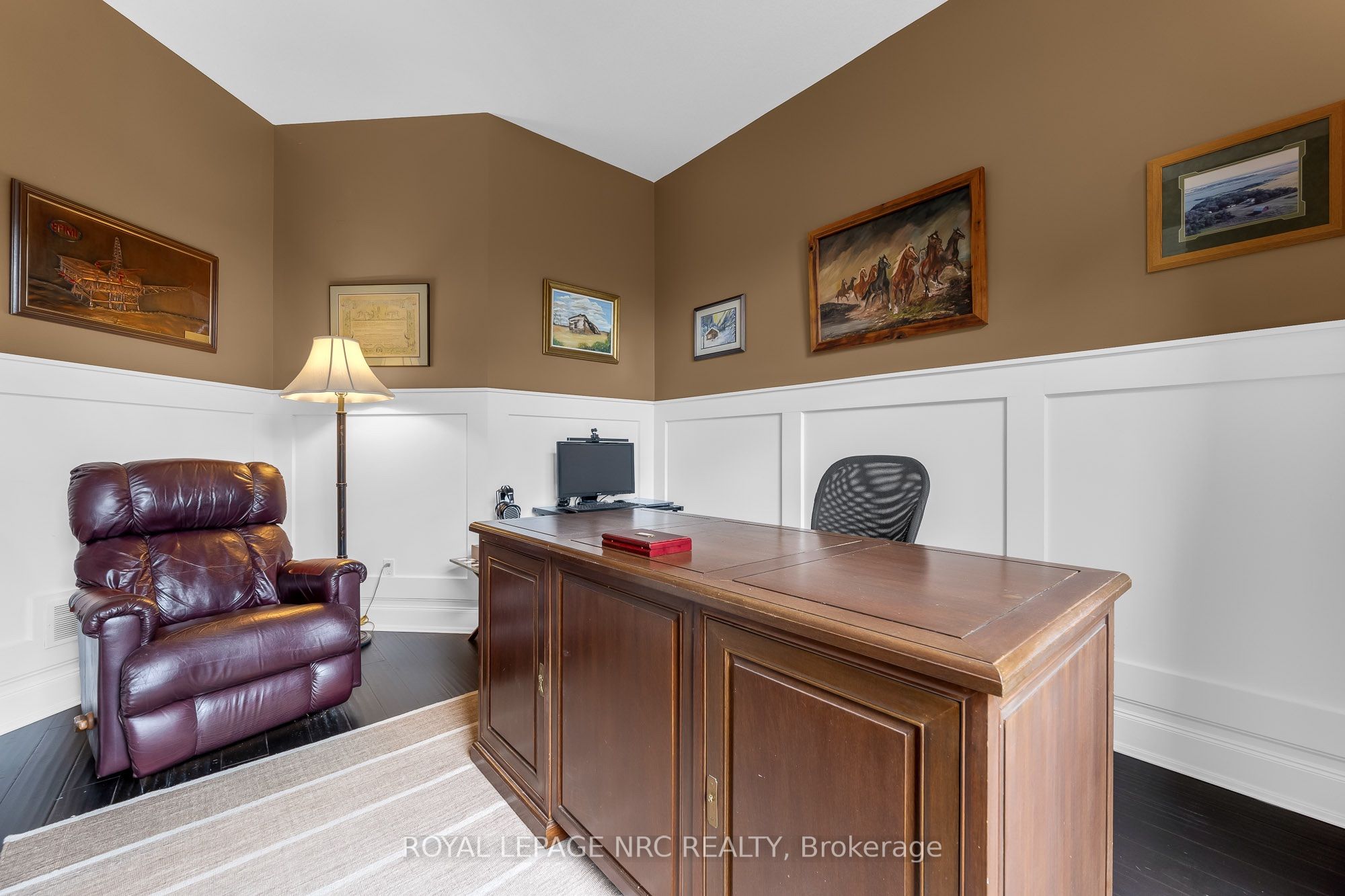 1323 Effingham Street Property Photo 24