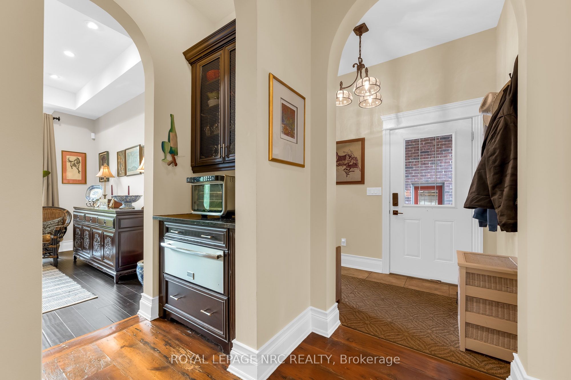 1323 Effingham Street Property Photo 36